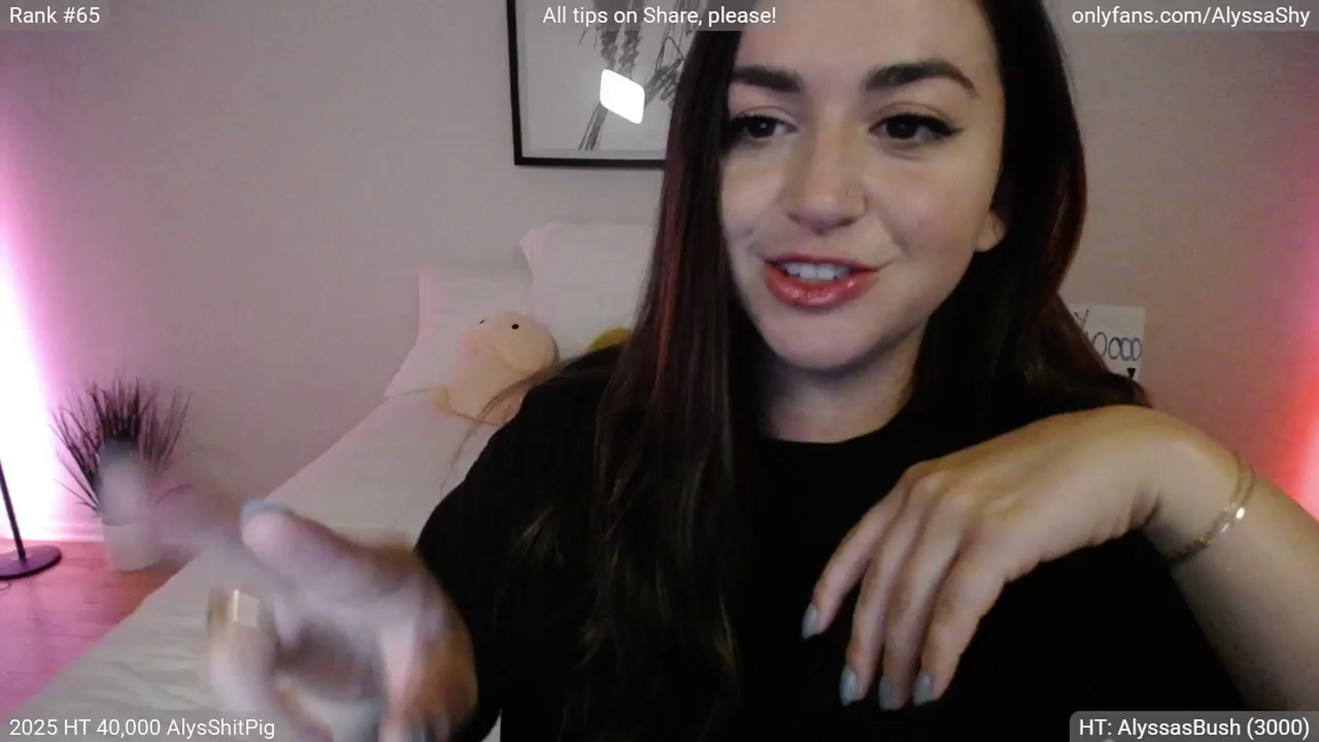 Gallery image thumbnail from AlyssaShy's myfreecams stream on, 08/03/2025, 03:59 image 9 of 20