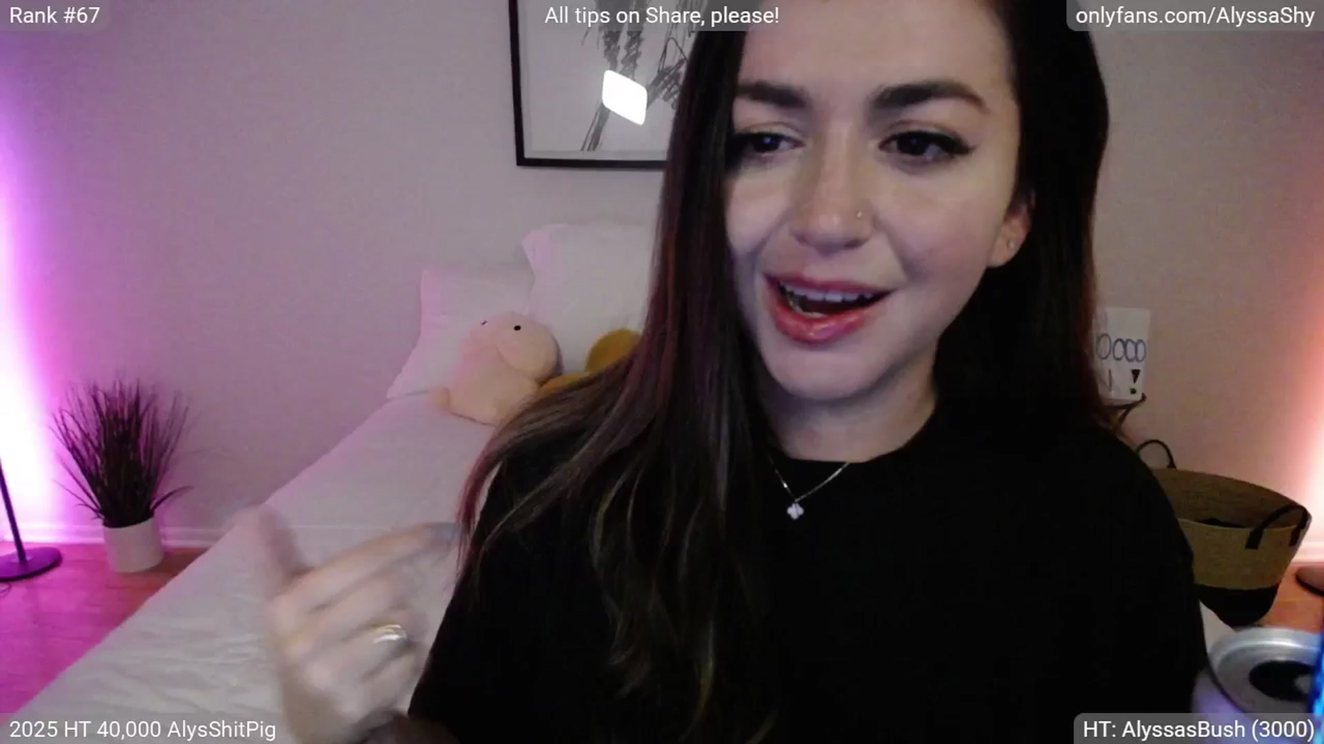 Gallery image thumbnail from AlyssaShy's myfreecams stream on, 08/03/2025, 03:59 image 19 of 20