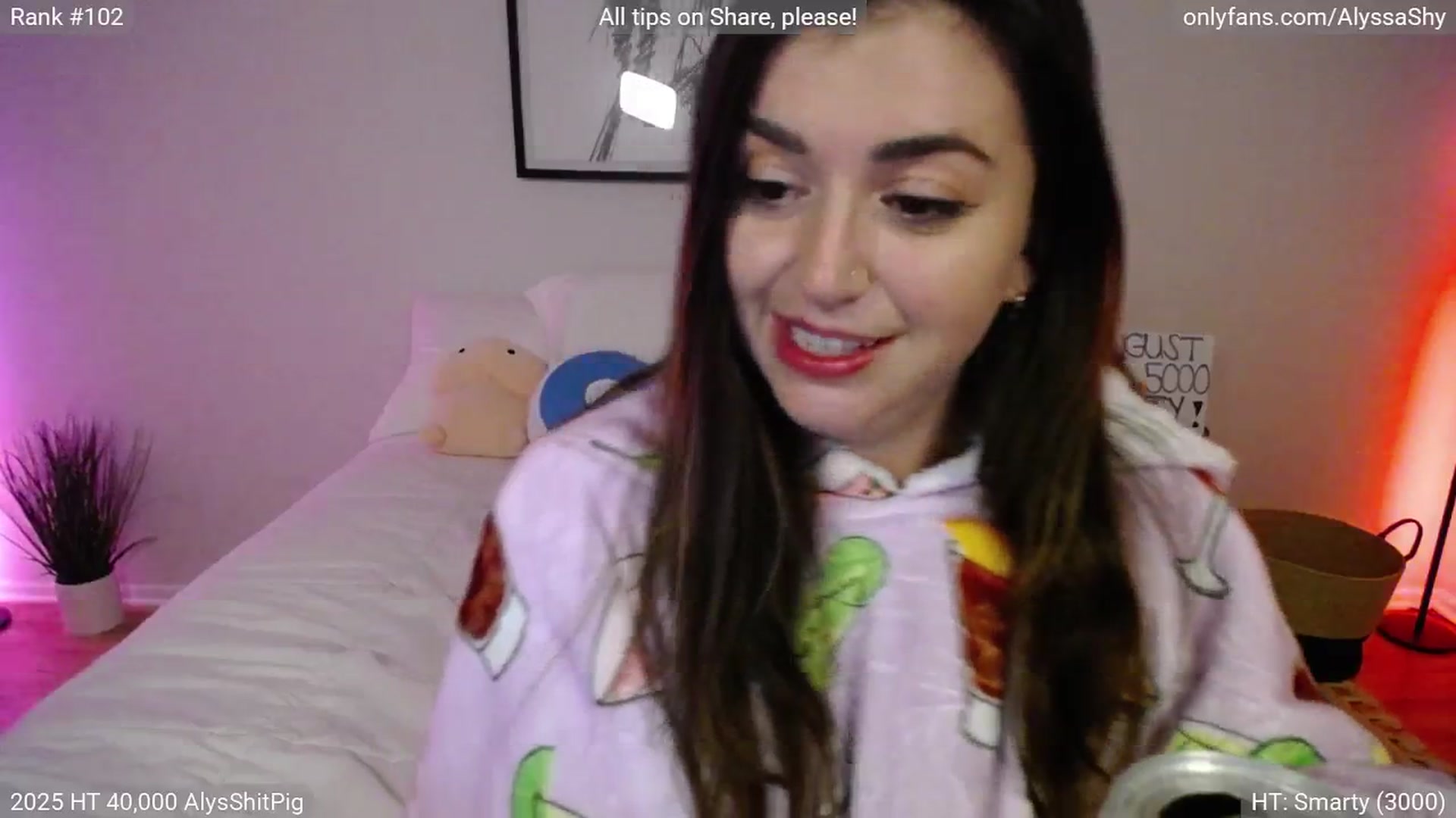 Gallery image thumbnail from AlyssaShy's myfreecams stream on, 08/09/2025, 04:04 image 19 of 20