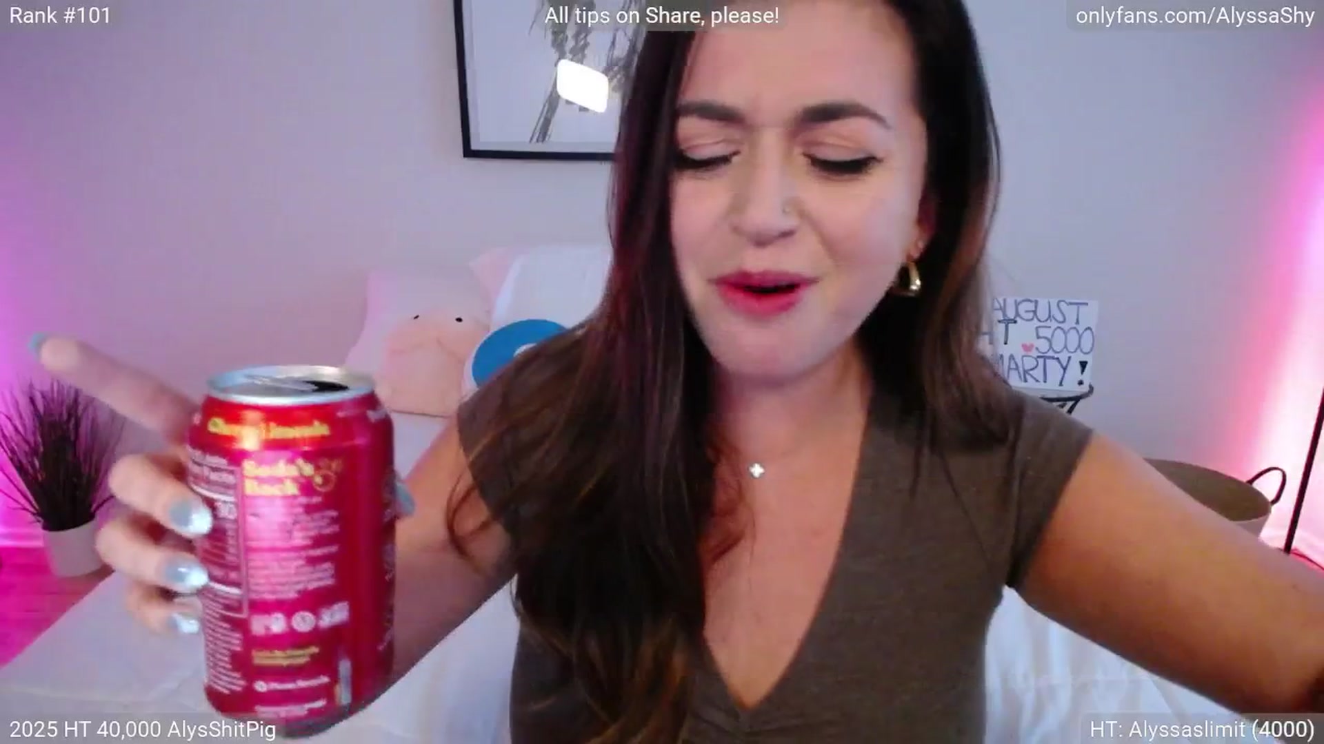 Gallery image thumbnail from AlyssaShy's myfreecams stream on, 08/09/2025, 23:35 image 15 of 20