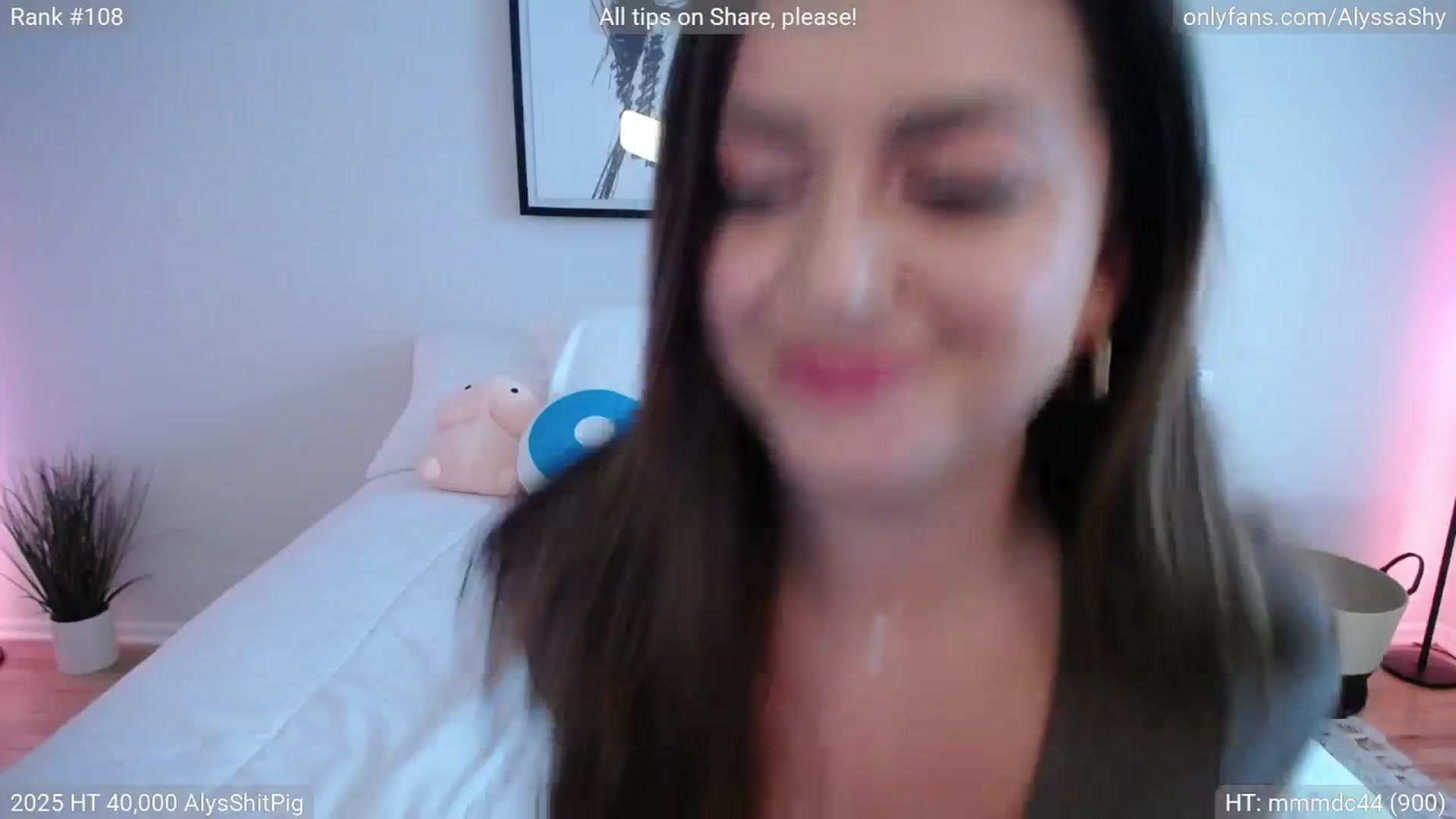 Gallery image thumbnail from AlyssaShy's myfreecams stream on, 08/09/2025, 23:35 image 5 of 20