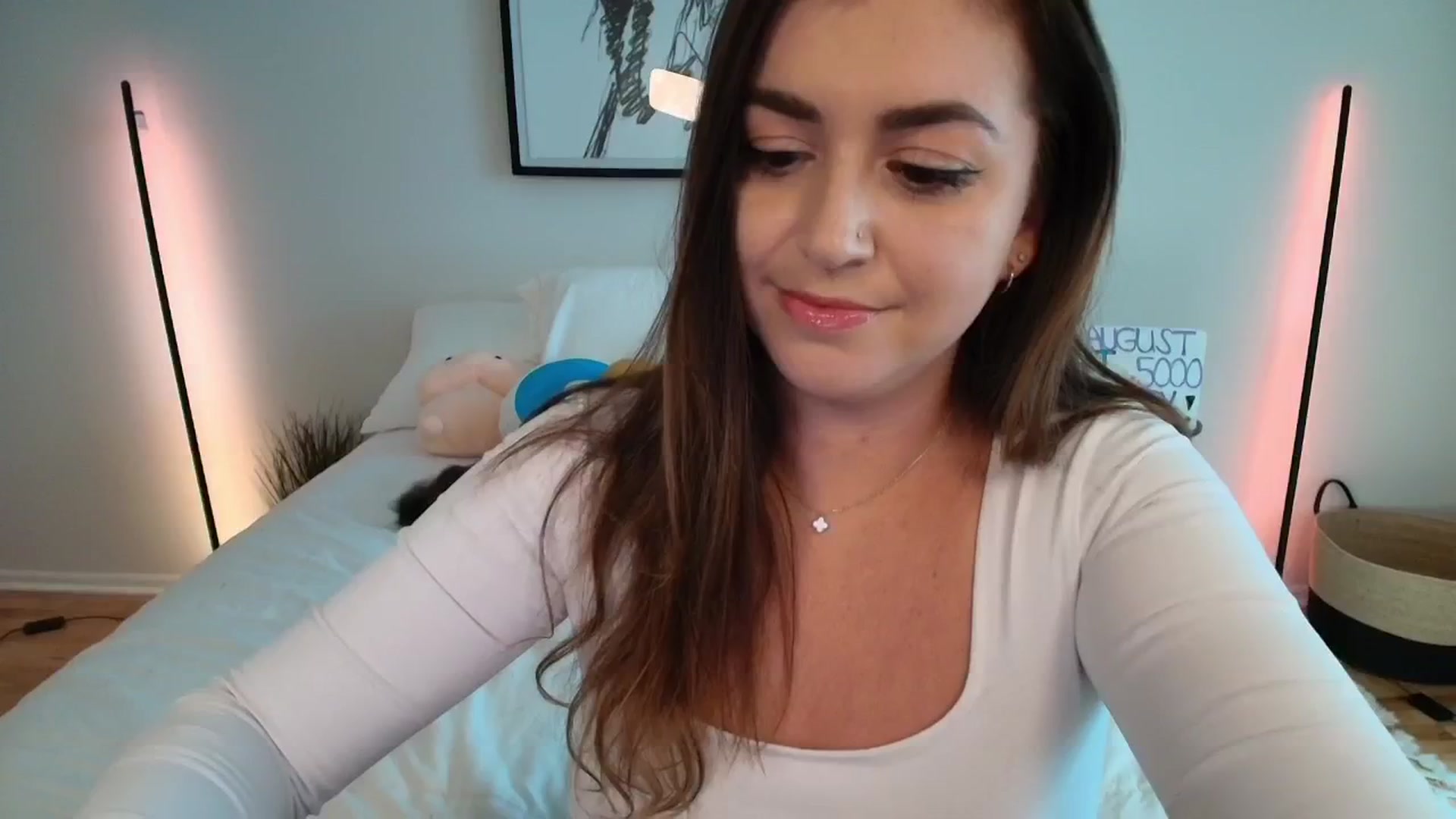 Gallery image thumbnail from AlyssaShy's myfreecams stream on, 08/17/2025, 21:54 image 7 of 20