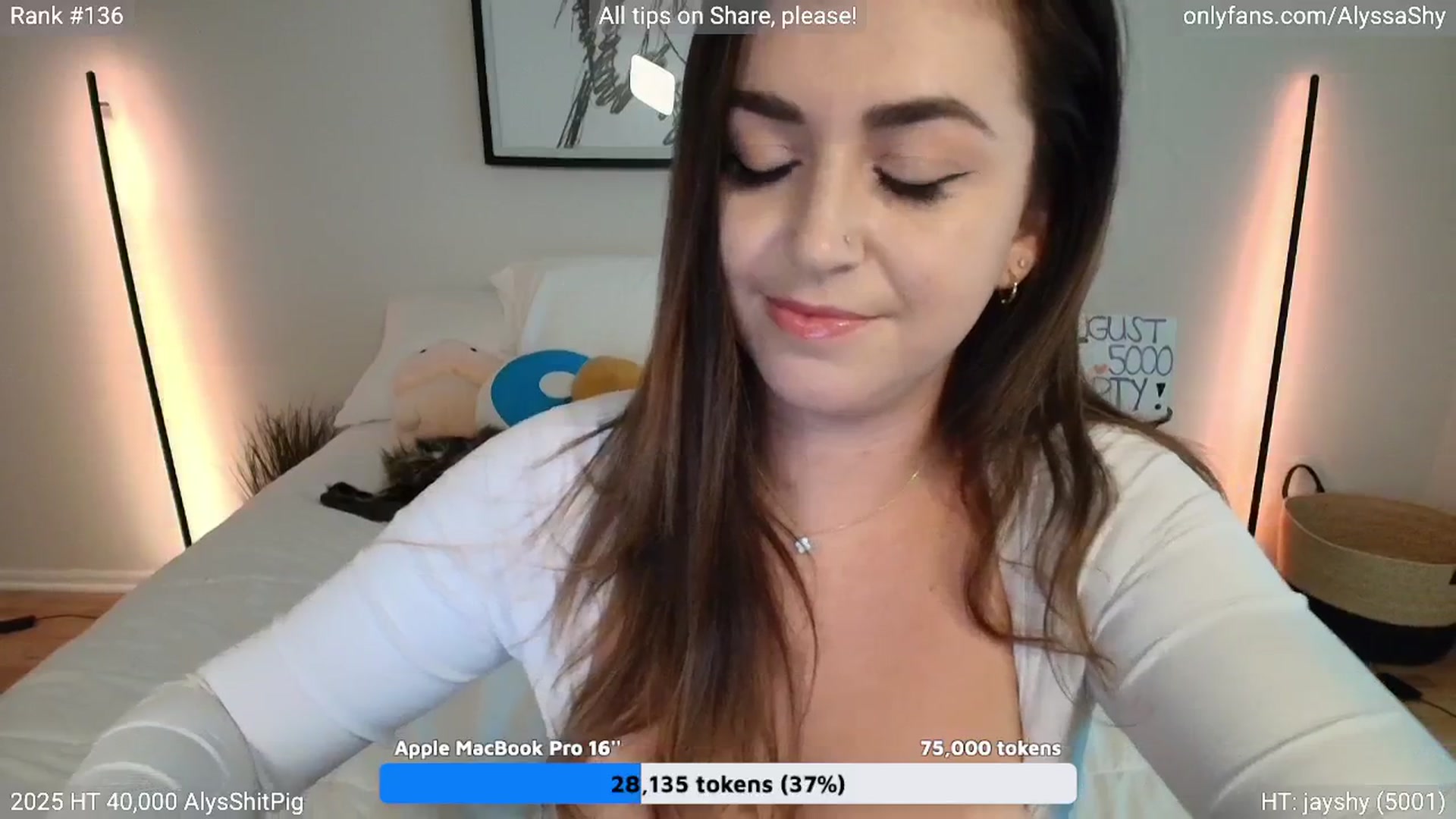 Gallery image thumbnail from AlyssaShy's myfreecams stream on, 08/17/2025, 22:34 image 14 of 20