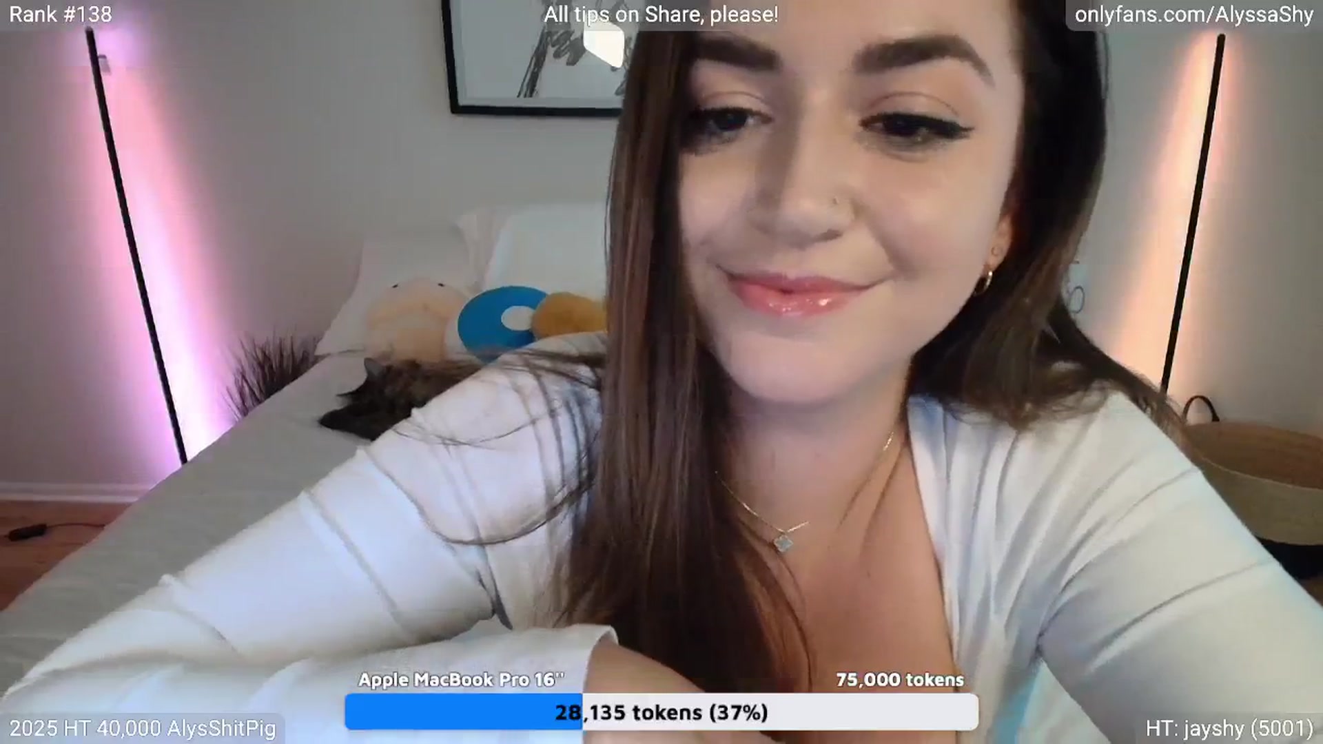 Gallery image thumbnail from AlyssaShy's myfreecams stream on, 08/17/2025, 22:34 image 12 of 20