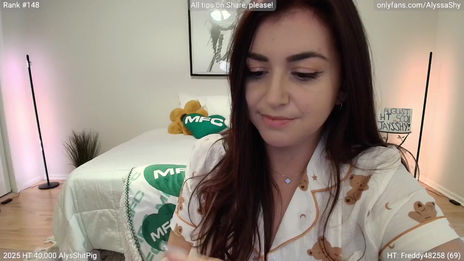 Gallery image thumbnail from AlyssaShy's myfreecams stream on, 08/24/2025, 24:02 image 4 of 20