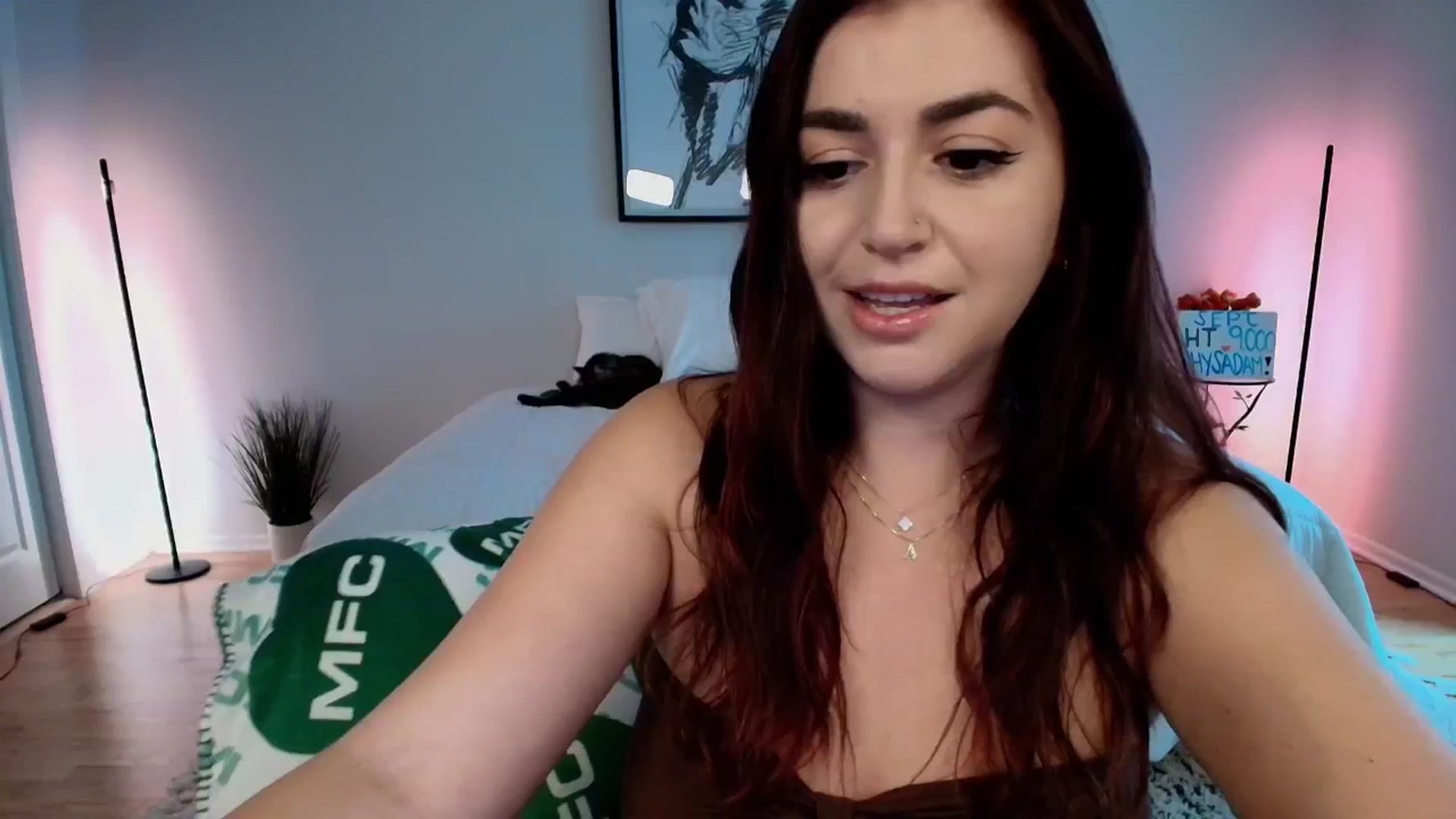 Gallery image thumbnail from AlyssaShy's myfreecams stream on, 09/11/2025, 21:27 image 15 of 20