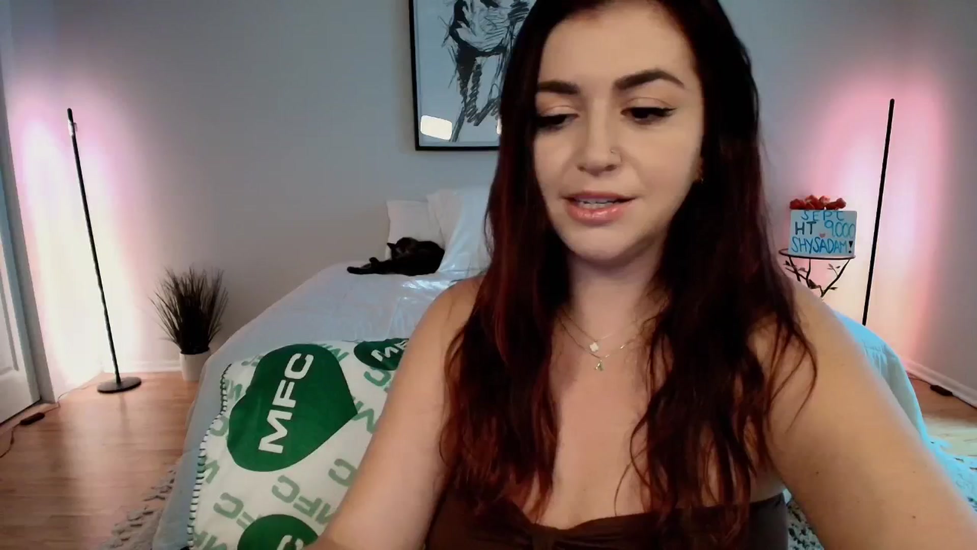 Gallery image thumbnail from AlyssaShy's myfreecams stream on, 09/11/2025, 21:27 image 17 of 20