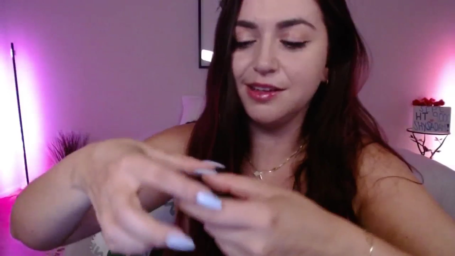 Gallery image thumbnail from AlyssaShy's myfreecams stream on, 09/11/2025, 23:21 image 15 of 20