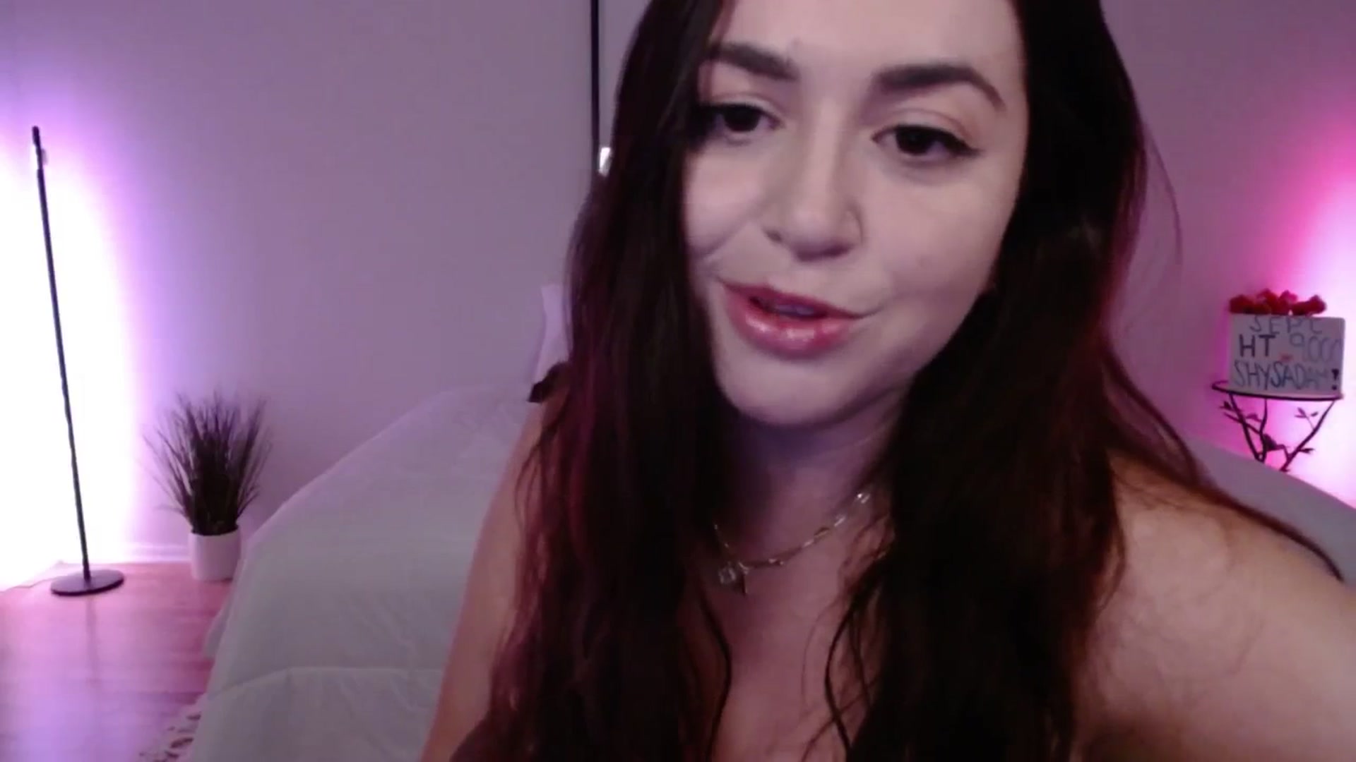 Gallery image thumbnail from AlyssaShy's myfreecams stream on, 09/11/2025, 23:21 image 20 of 20