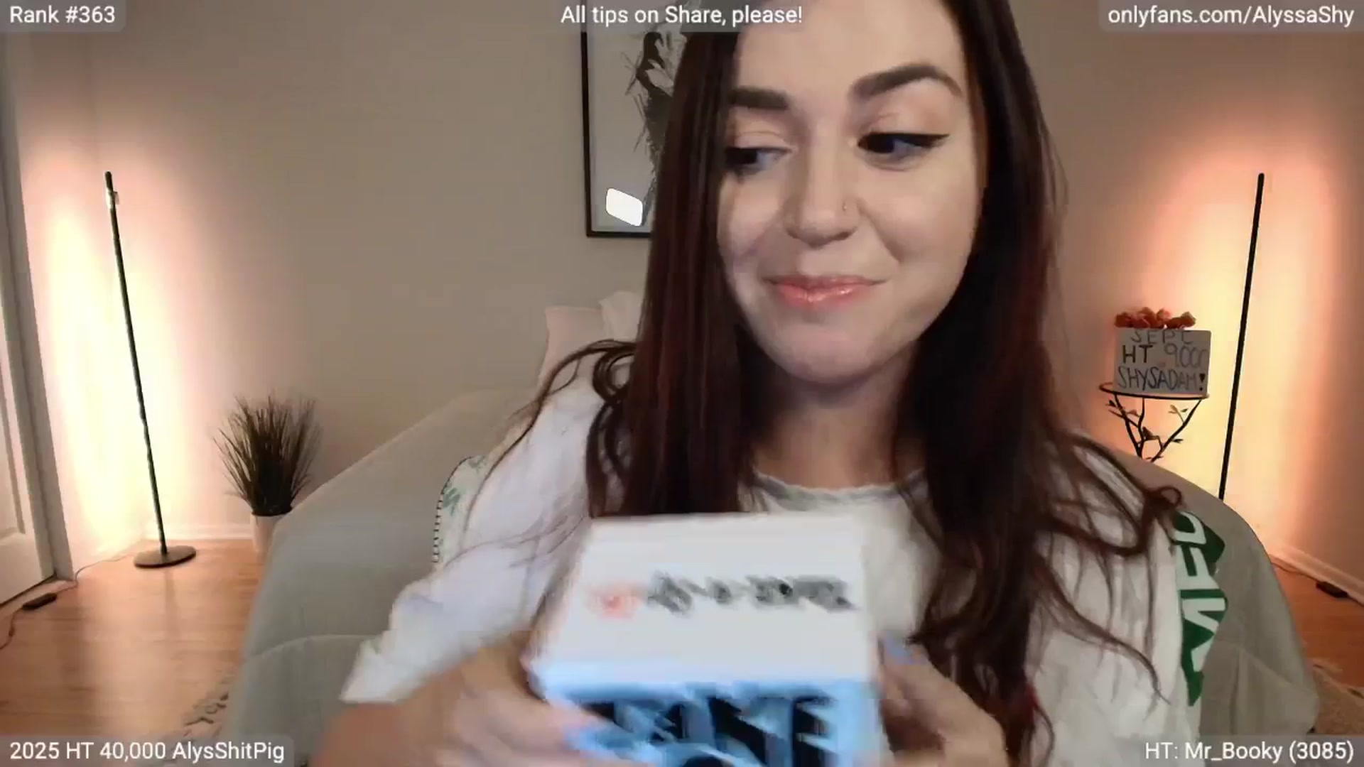 Gallery image thumbnail from AlyssaShy's myfreecams stream on, 09/13/2025, 24:19 image 16 of 20