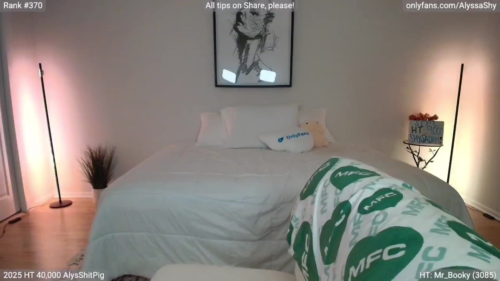 Gallery image thumbnail from AlyssaShy's myfreecams stream on, 09/13/2025, 24:19 image 14 of 20