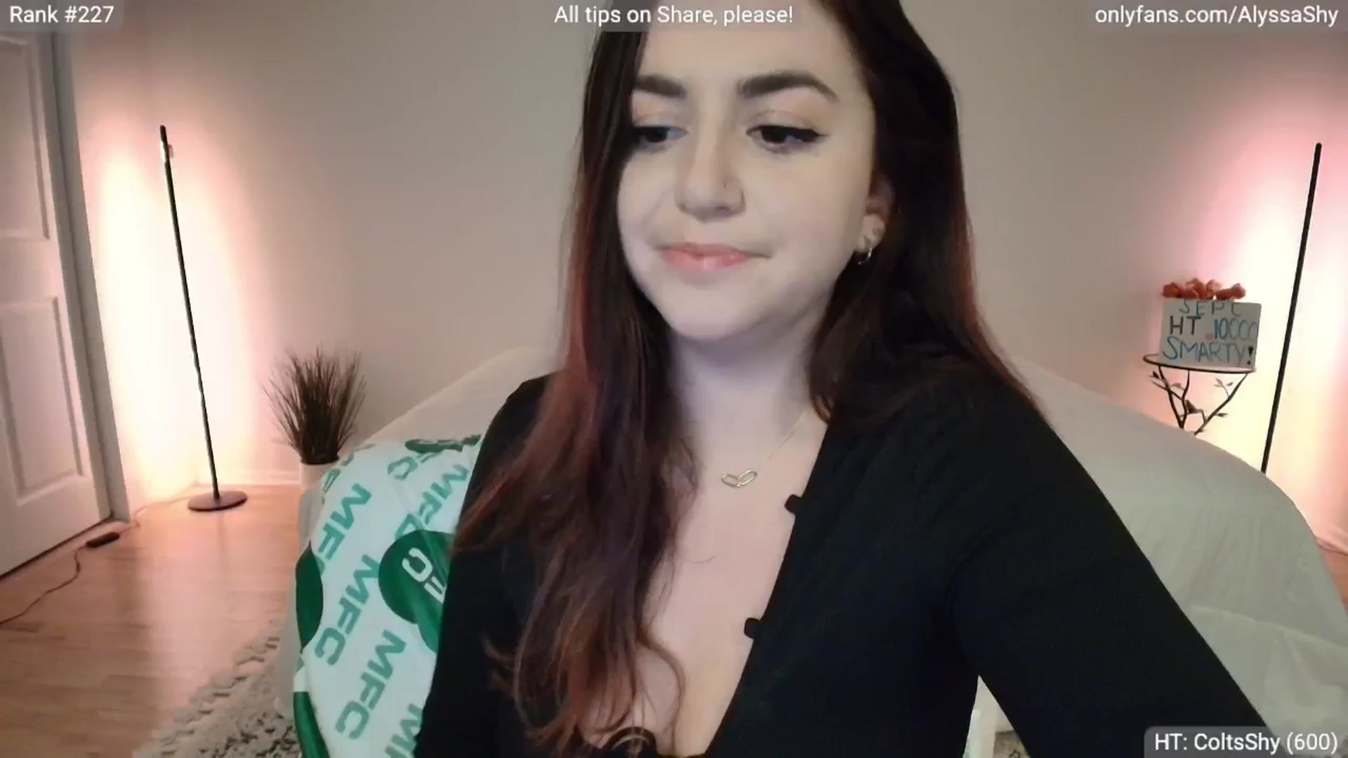 Gallery image thumbnail from AlyssaShy's myfreecams stream on, 09/25/2025, 23:25 image 10 of 20