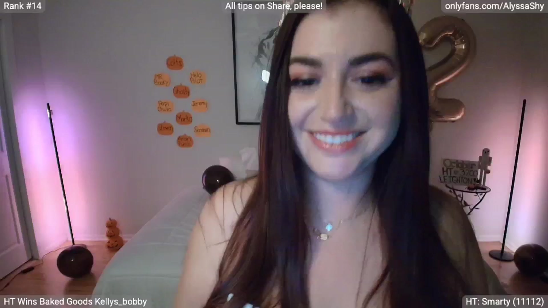 Gallery image thumbnail from AlyssaShy's myfreecams stream on, 10/04/2025, 03:03 image 19 of 20