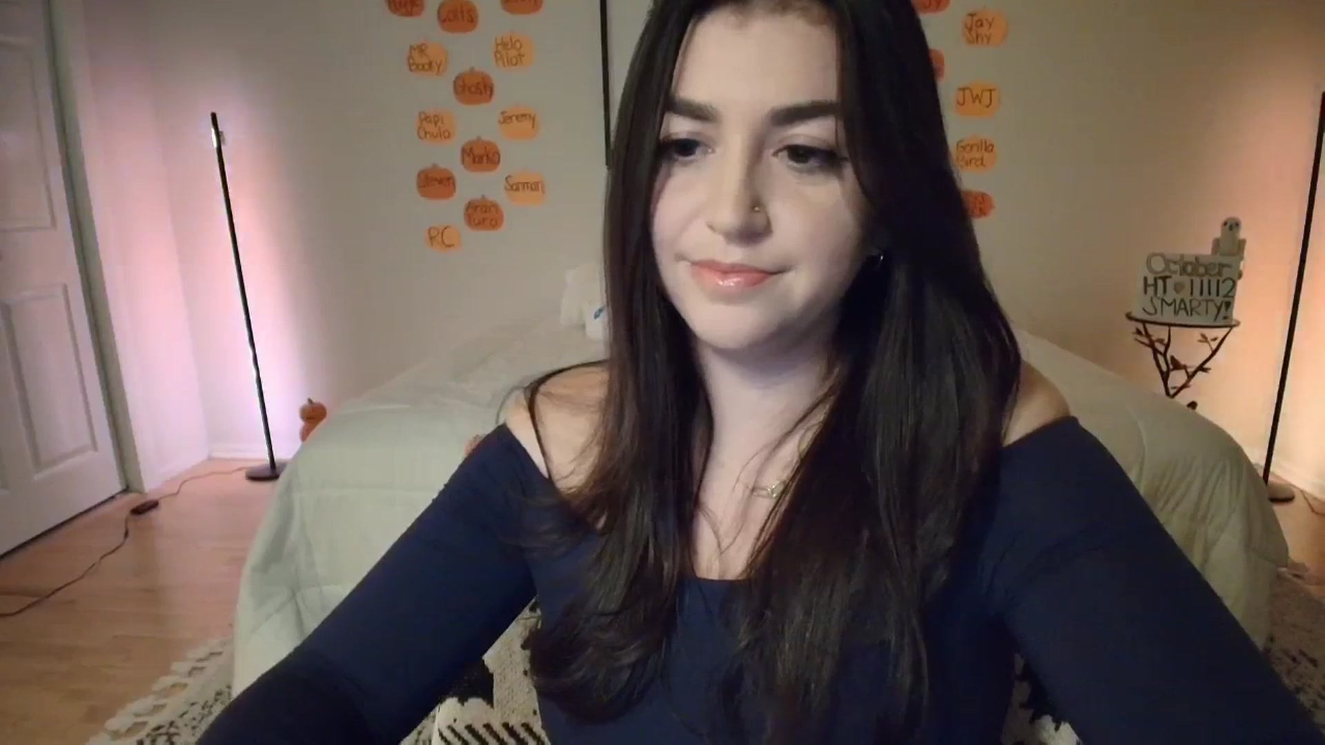 Gallery image thumbnail from AlyssaShy's myfreecams stream on, 10/22/2025, 23:34 image 9 of 20