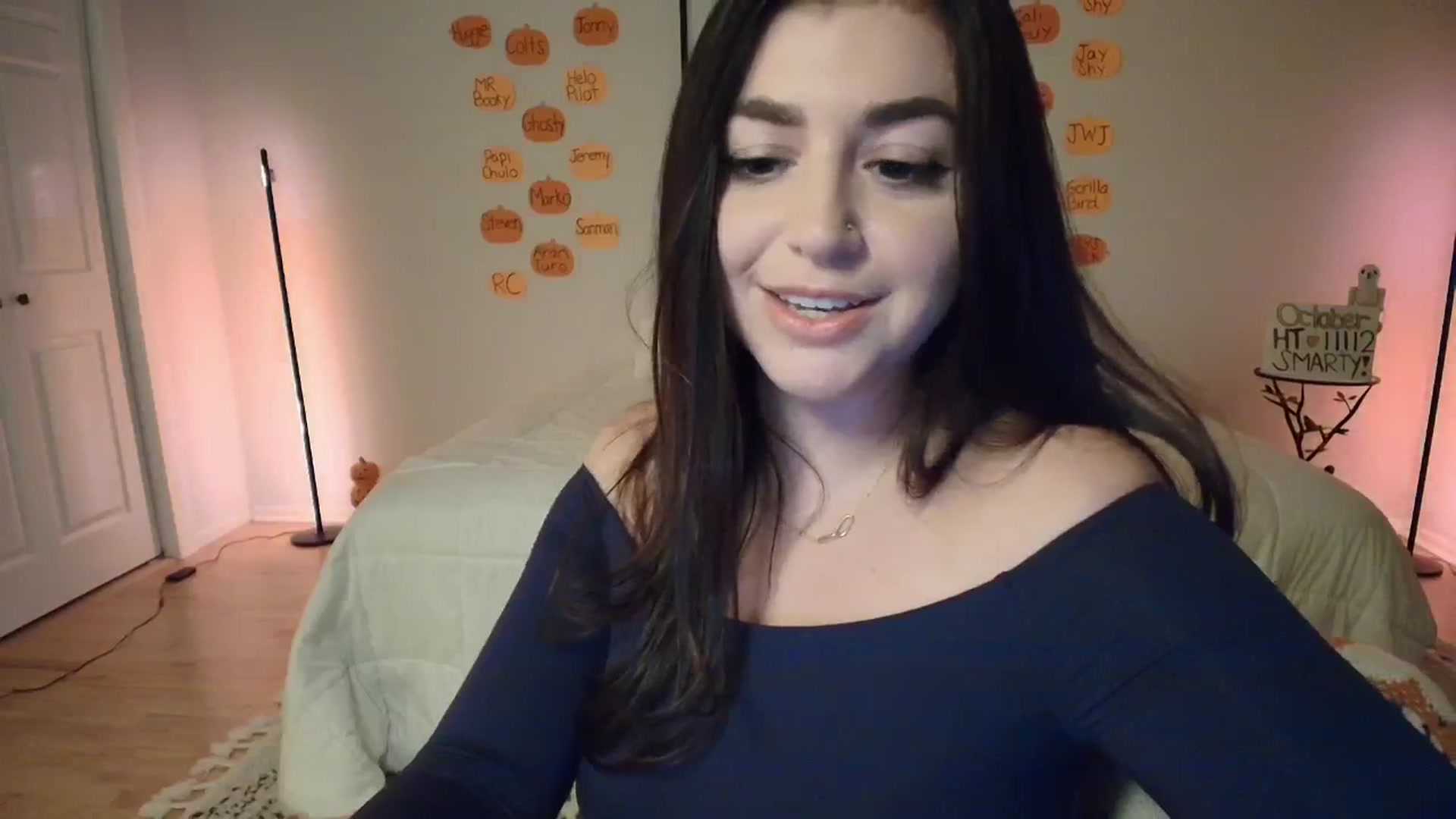 Gallery image thumbnail from AlyssaShy's myfreecams stream on, 10/22/2025, 23:34 image 17 of 20