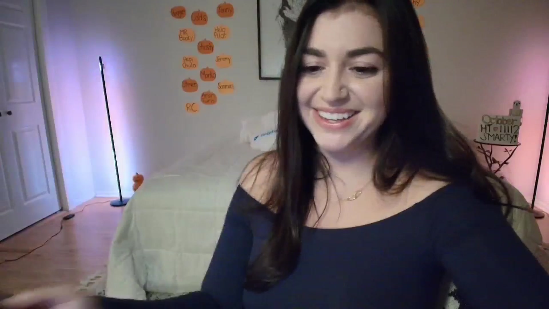 Gallery image thumbnail from AlyssaShy's myfreecams stream on, 10/22/2025, 23:34 image 19 of 20