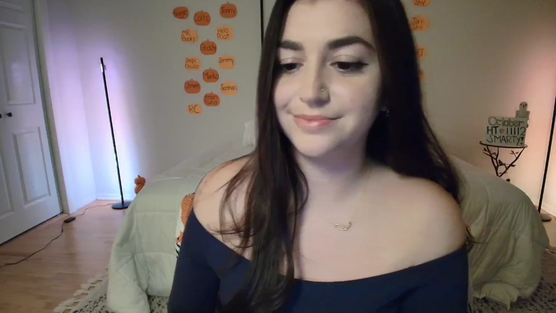 Gallery image thumbnail from AlyssaShy's myfreecams stream on, 10/22/2025, 23:34 image 20 of 20