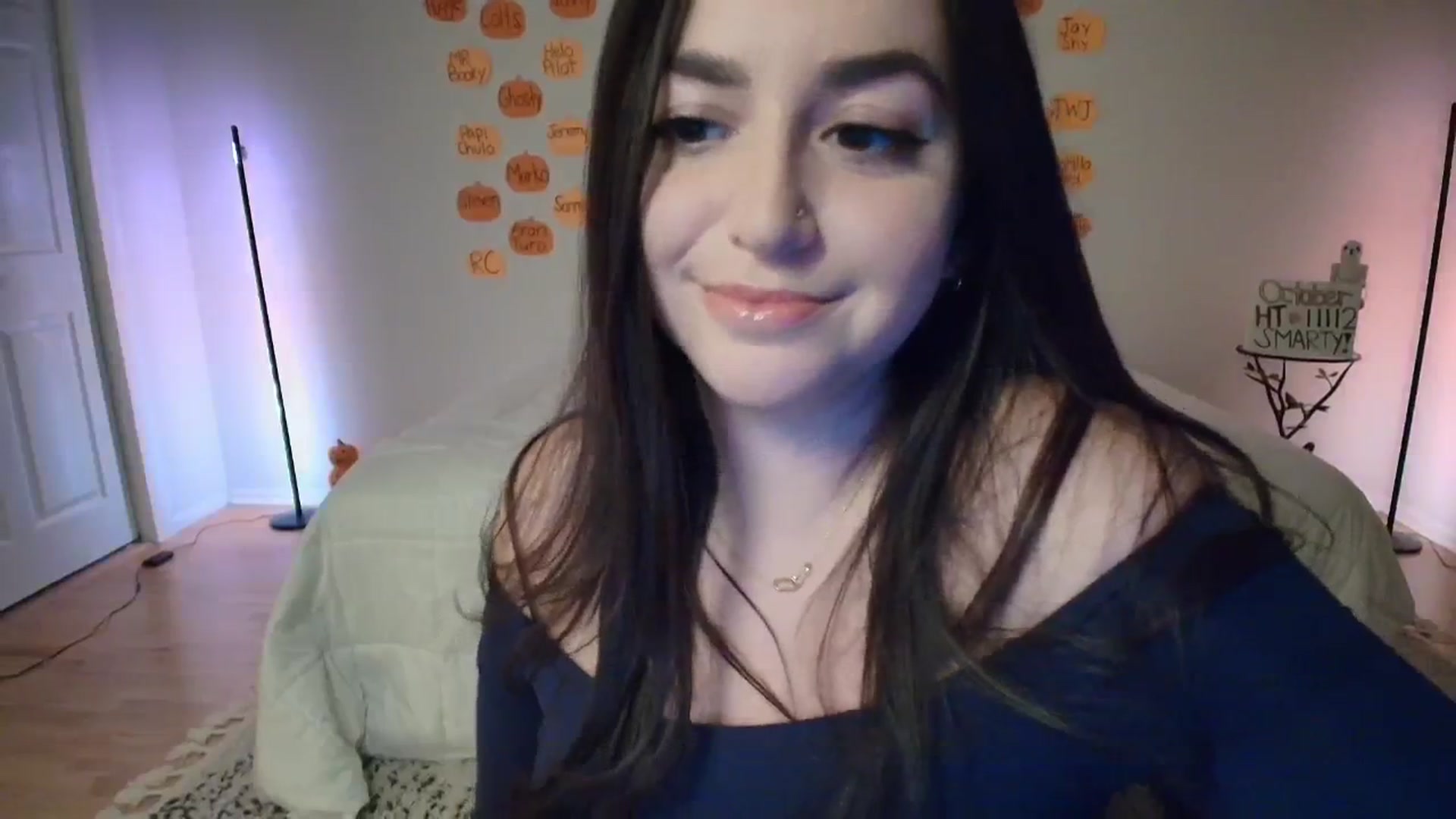 Gallery image thumbnail from AlyssaShy's myfreecams stream on, 10/22/2025, 23:34 image 7 of 20