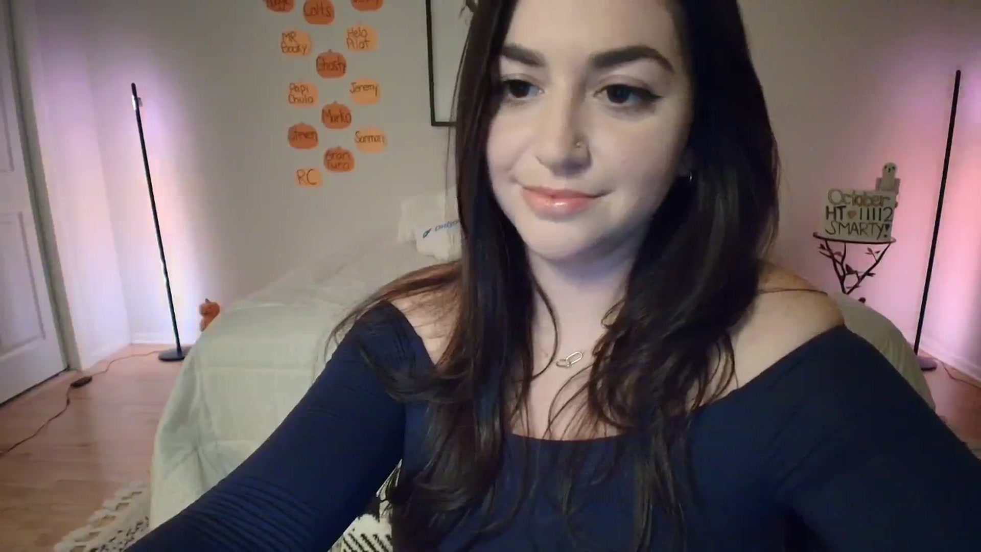 Gallery image thumbnail from AlyssaShy's myfreecams stream on, 10/22/2025, 23:34 image 6 of 20