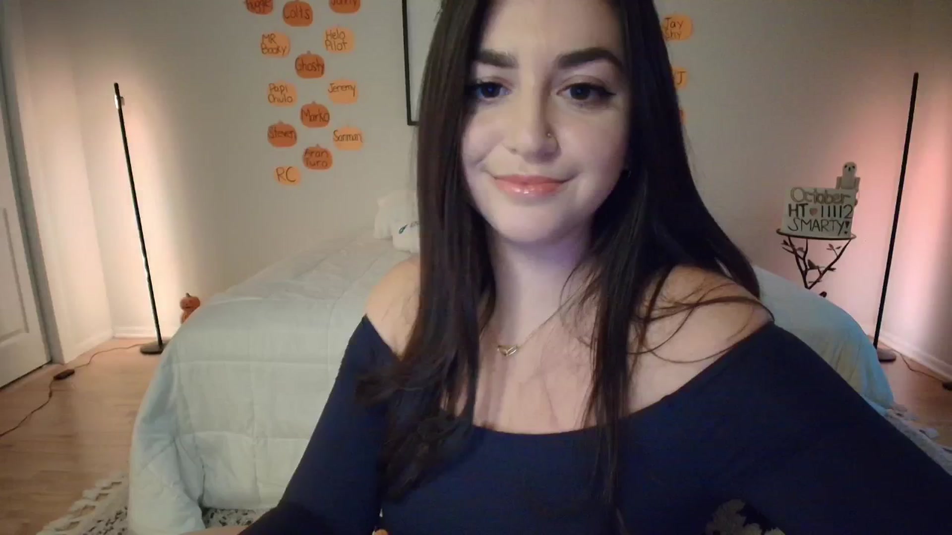 Gallery image thumbnail from AlyssaShy's myfreecams stream on, 10/22/2025, 23:34 image 1 of 20