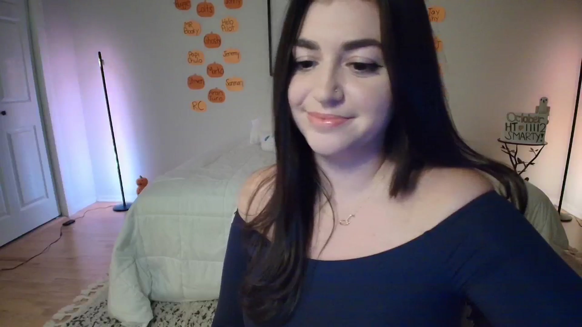 Gallery image thumbnail from AlyssaShy's myfreecams stream on, 10/22/2025, 23:34 image 14 of 20