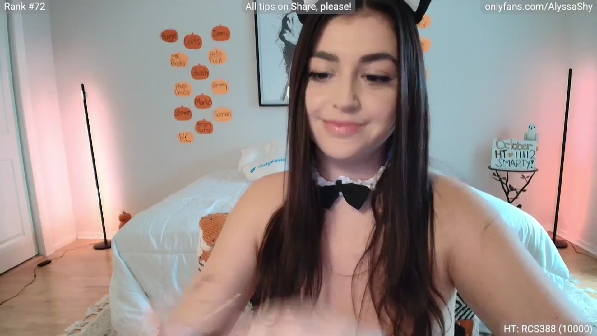 Gallery image thumbnail from AlyssaShy's myfreecams stream on, 10/24/2025, 21:27 image 8 of 20