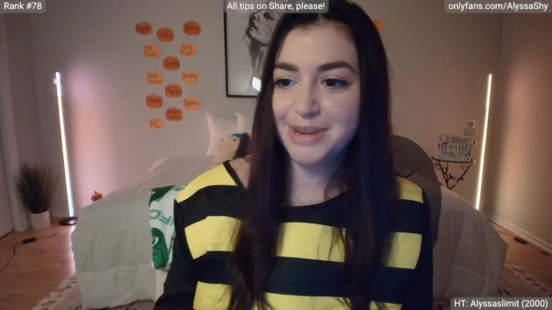 Gallery image thumbnail from AlyssaShy's myfreecams stream on, 10/30/2025, 22:58 image 19 of 20