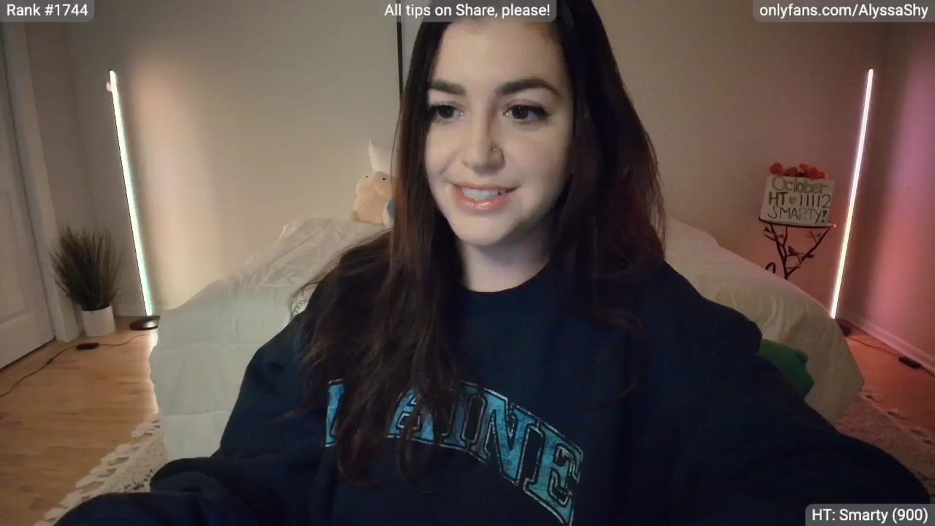 Gallery image thumbnail from AlyssaShy's myfreecams stream on, 11/05/2025, 03:40 image 1 of 20