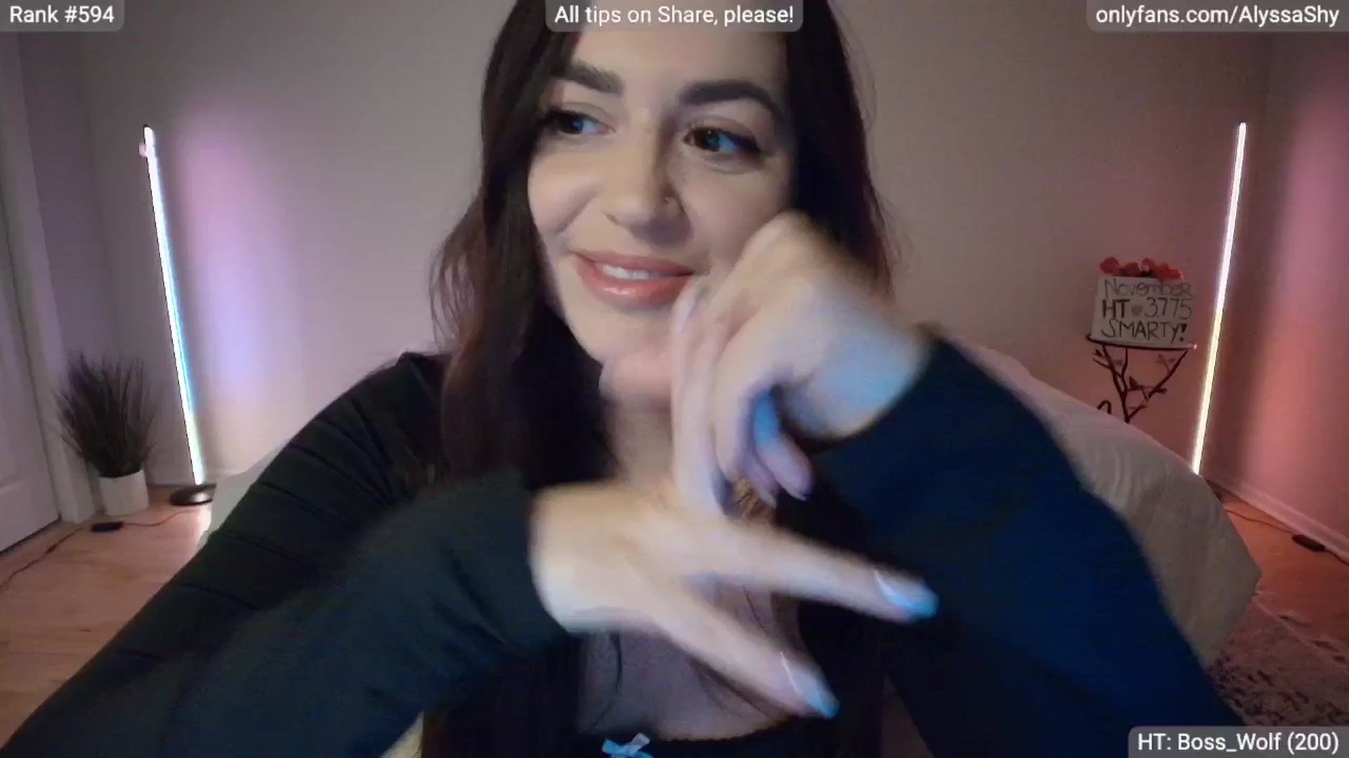 Gallery image thumbnail from AlyssaShy's myfreecams stream on, 11/06/2025, 23:44 image 6 of 20