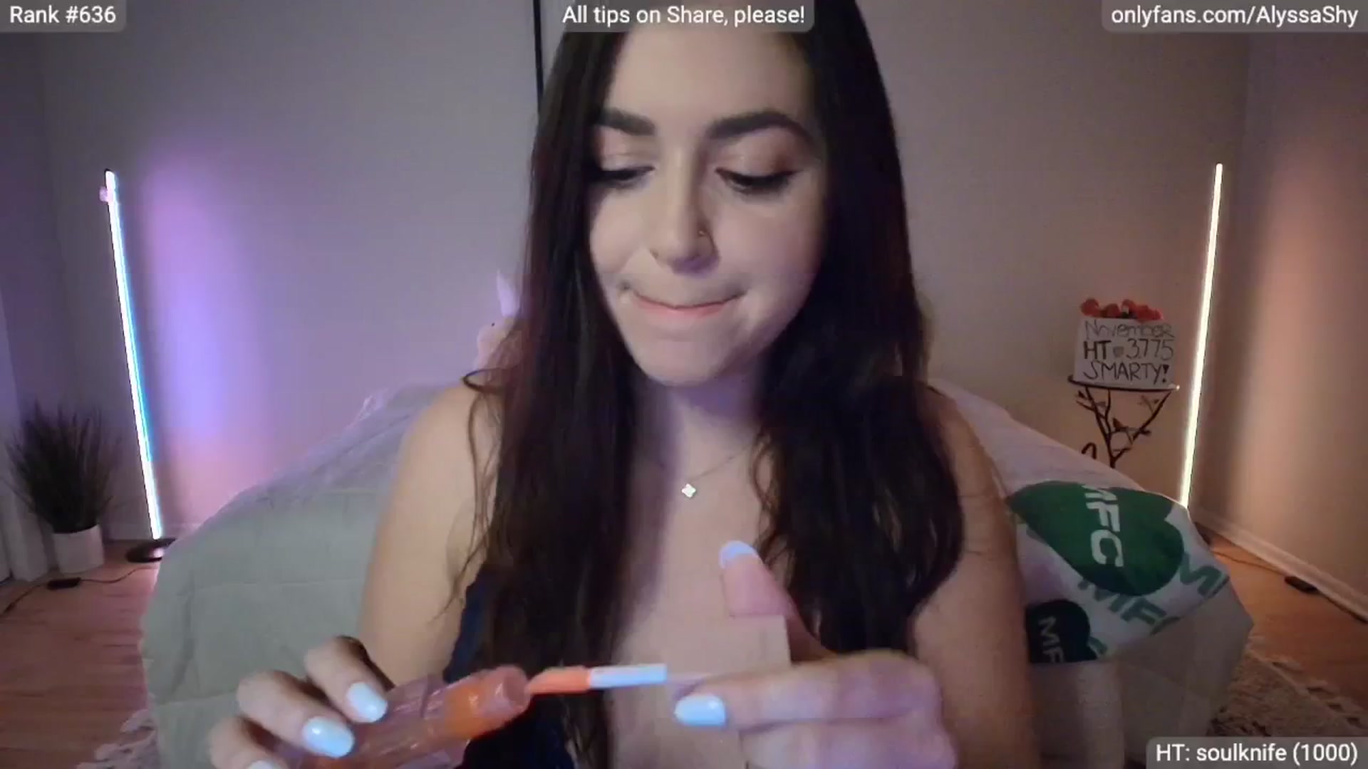 Gallery image thumbnail from AlyssaShy's myfreecams stream on, 11/09/2025, 24:02 image 6 of 20