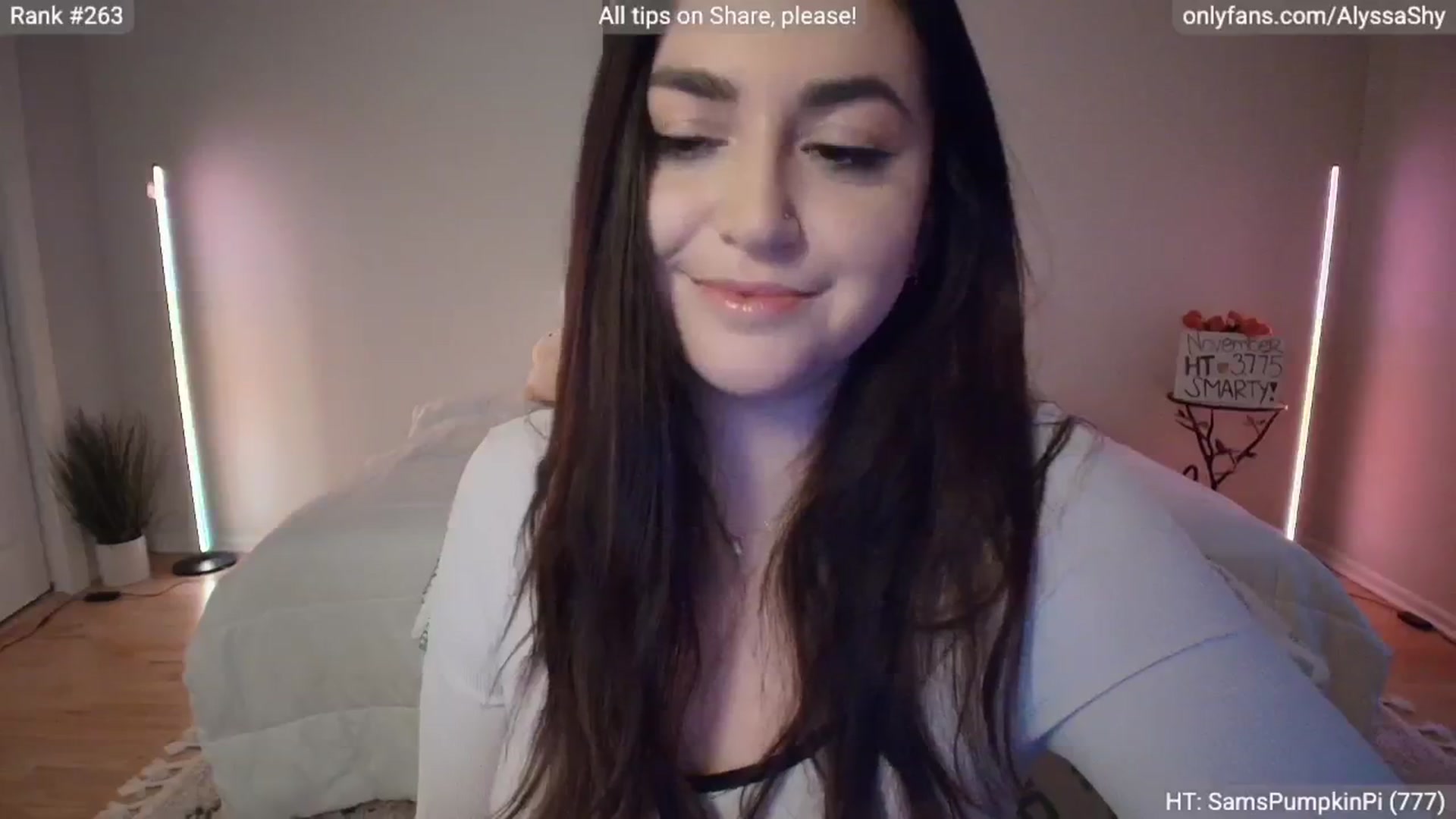 Gallery image thumbnail from AlyssaShy's myfreecams stream on, 11/13/2025, 02:58 image 6 of 20