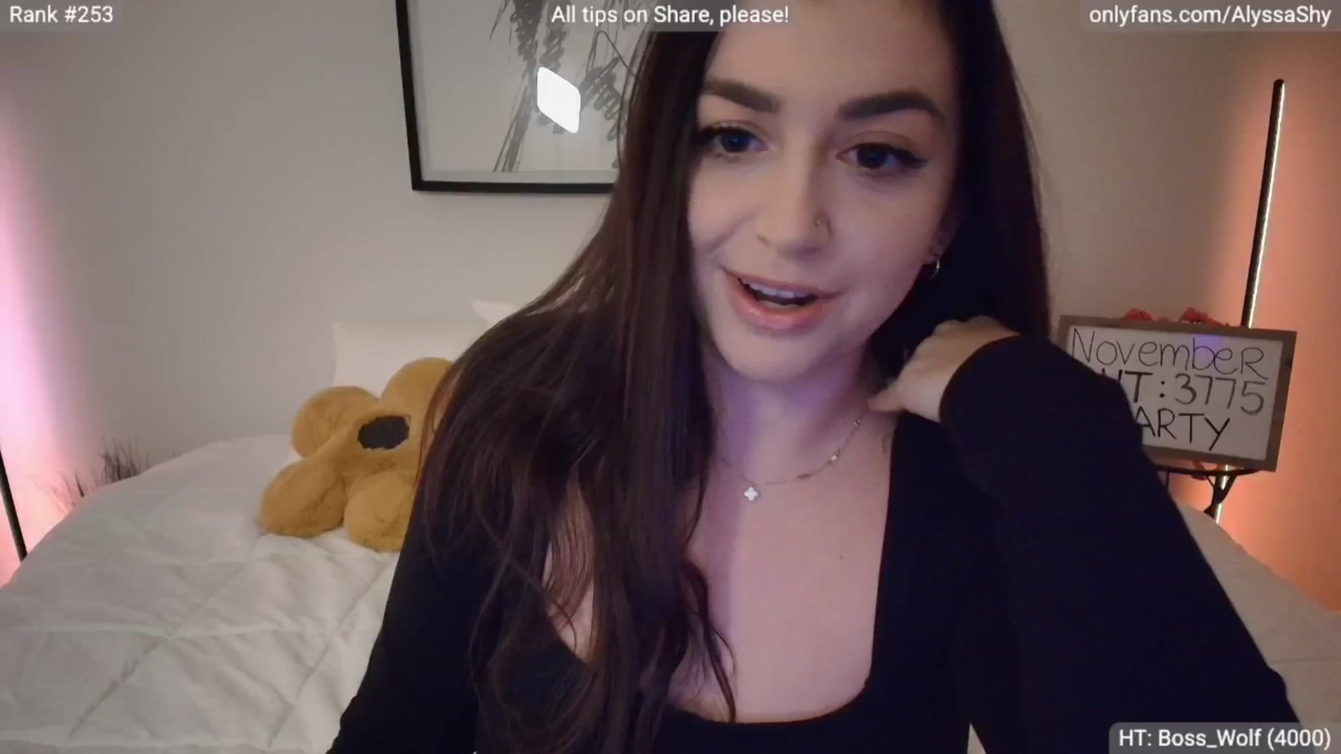 Gallery image thumbnail from AlyssaShy's myfreecams stream on, 11/15/2025, 24:02 image 1 of 20