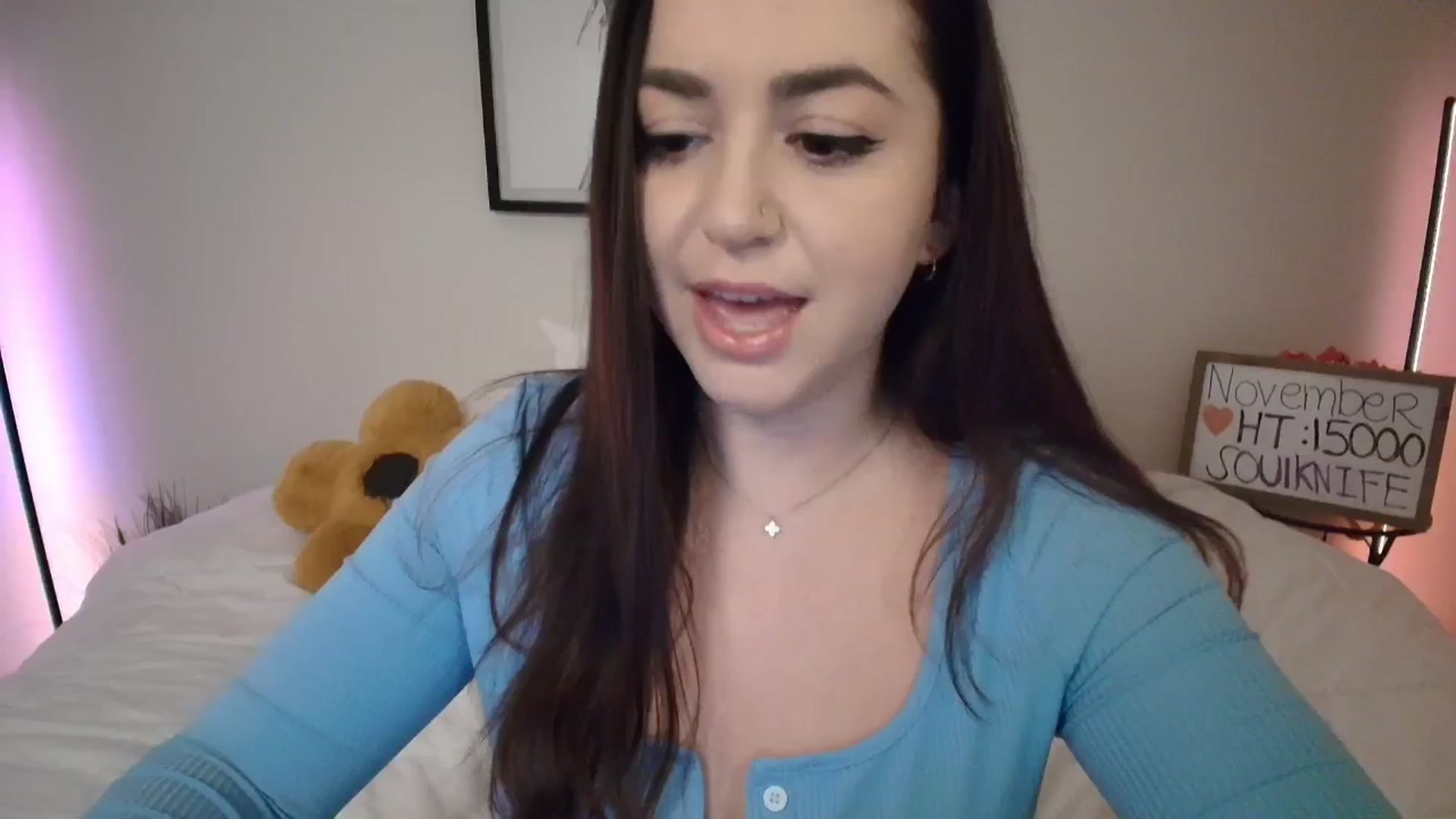 Gallery image thumbnail from AlyssaShy's myfreecams stream on, 11/22/2025, 24:01 image 1 of 20