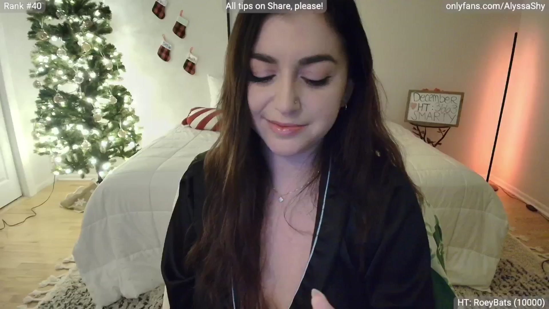 Gallery image thumbnail from AlyssaShy's myfreecams stream on, 12/02/2025, 23:47 image 12 of 20