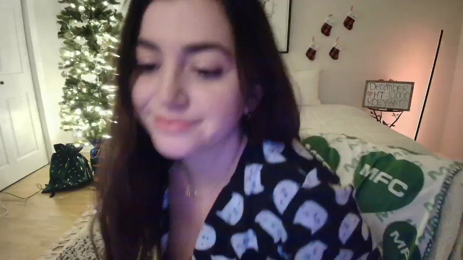 Gallery image thumbnail from AlyssaShy's myfreecams stream on, 12/07/2025, 05:40 image 20 of 20