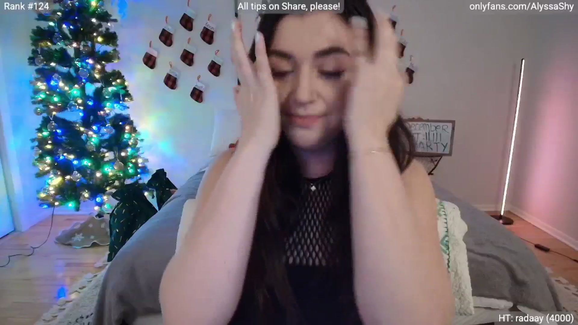 Gallery image thumbnail from AlyssaShy's myfreecams stream on, 12/19/2025, 24:03 image 3 of 20