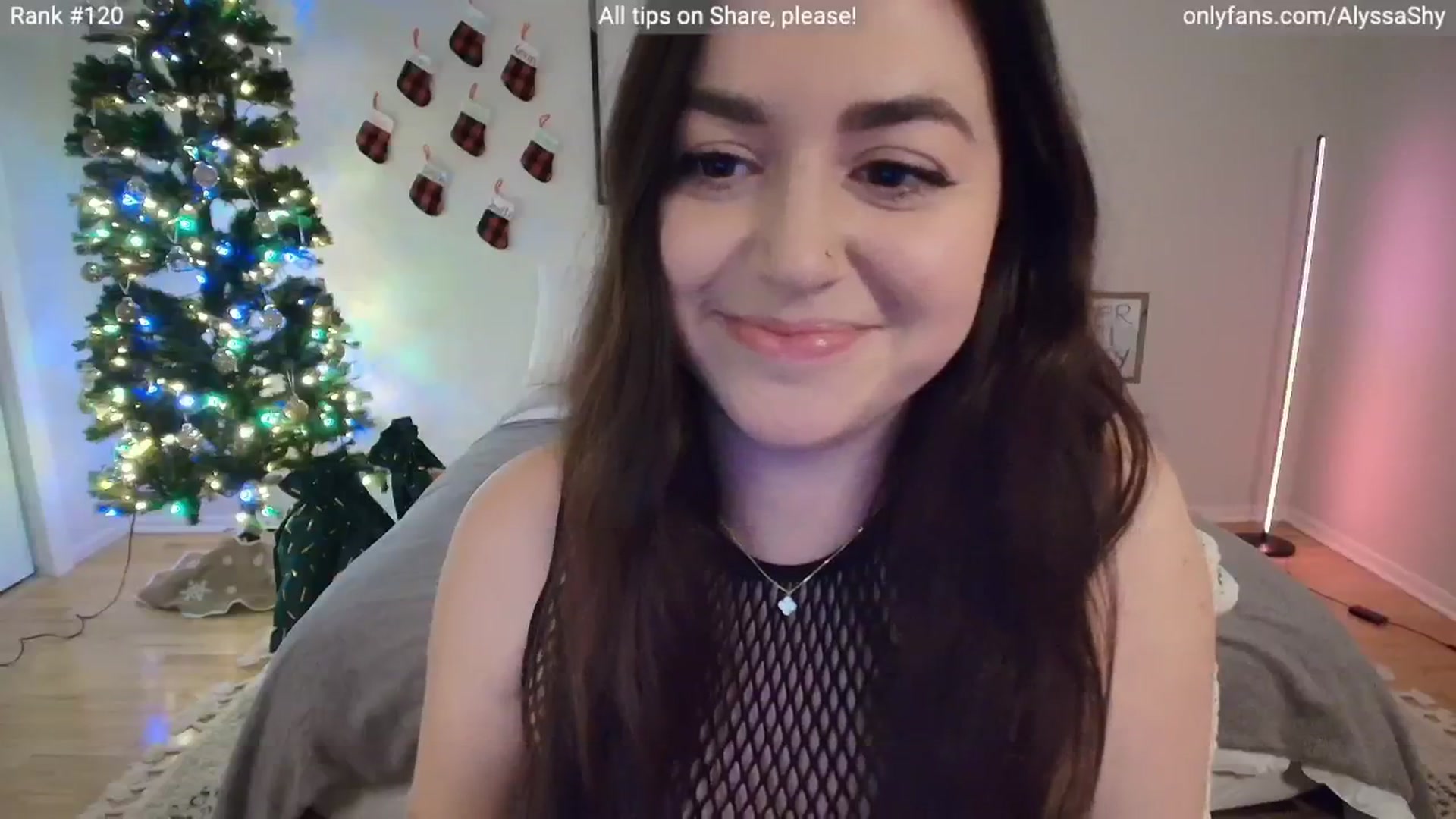Gallery image thumbnail from AlyssaShy's myfreecams stream on, 12/19/2025, 24:03 image 6 of 20