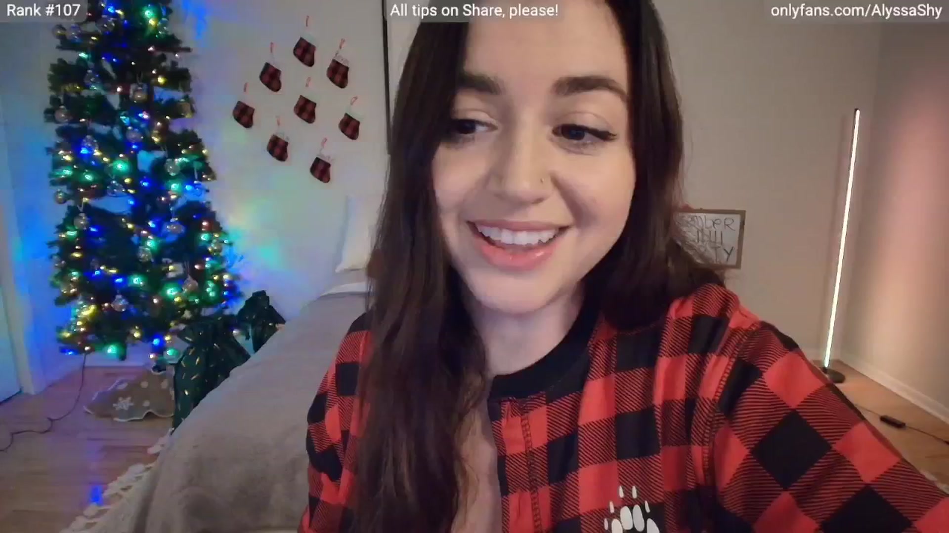 Gallery image thumbnail from AlyssaShy's myfreecams stream on, 12/19/2025, 01:53 image 20 of 20