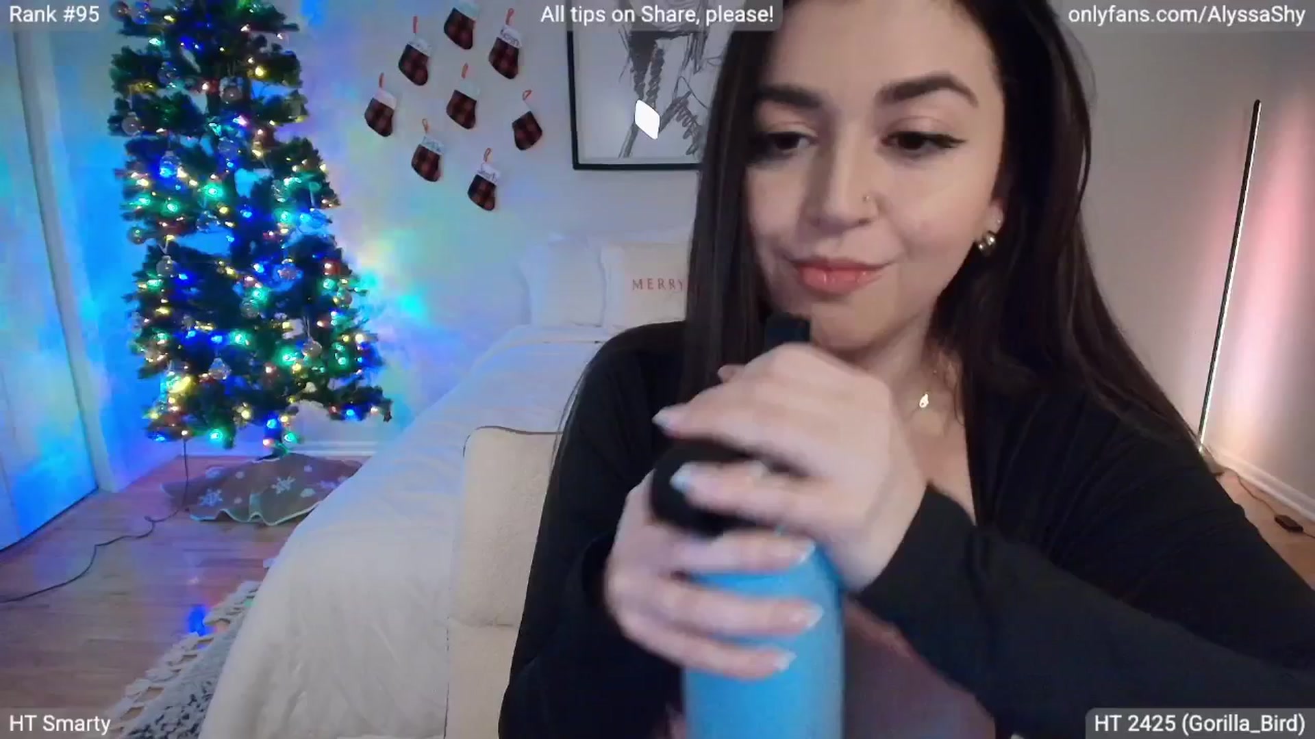 Gallery image thumbnail from AlyssaShy's myfreecams stream on, 01/03/2026, 22:43 image 18 of 20