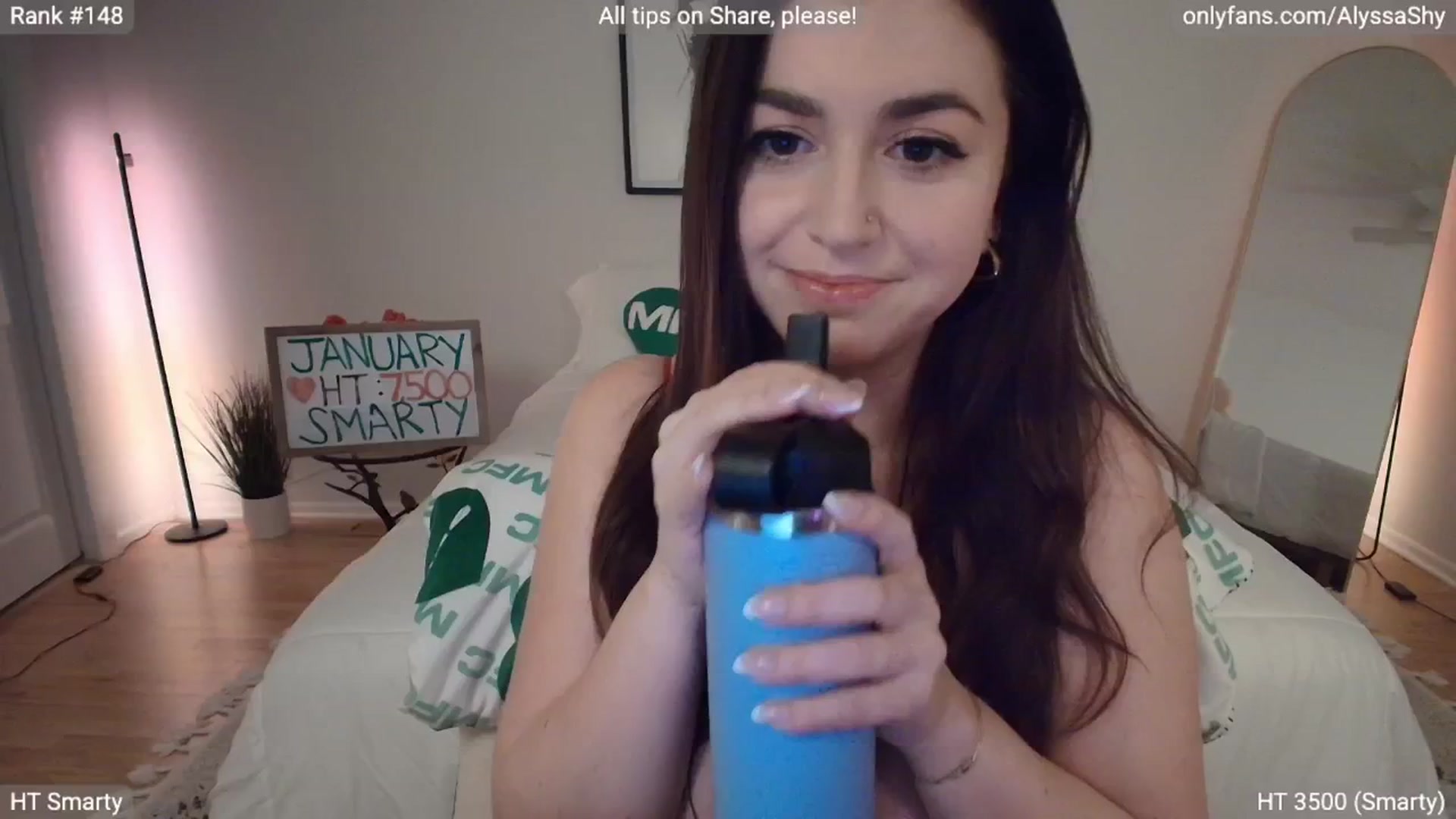 Gallery image thumbnail from AlyssaShy's myfreecams stream on, 01/10/2026, 24:53 image 6 of 20