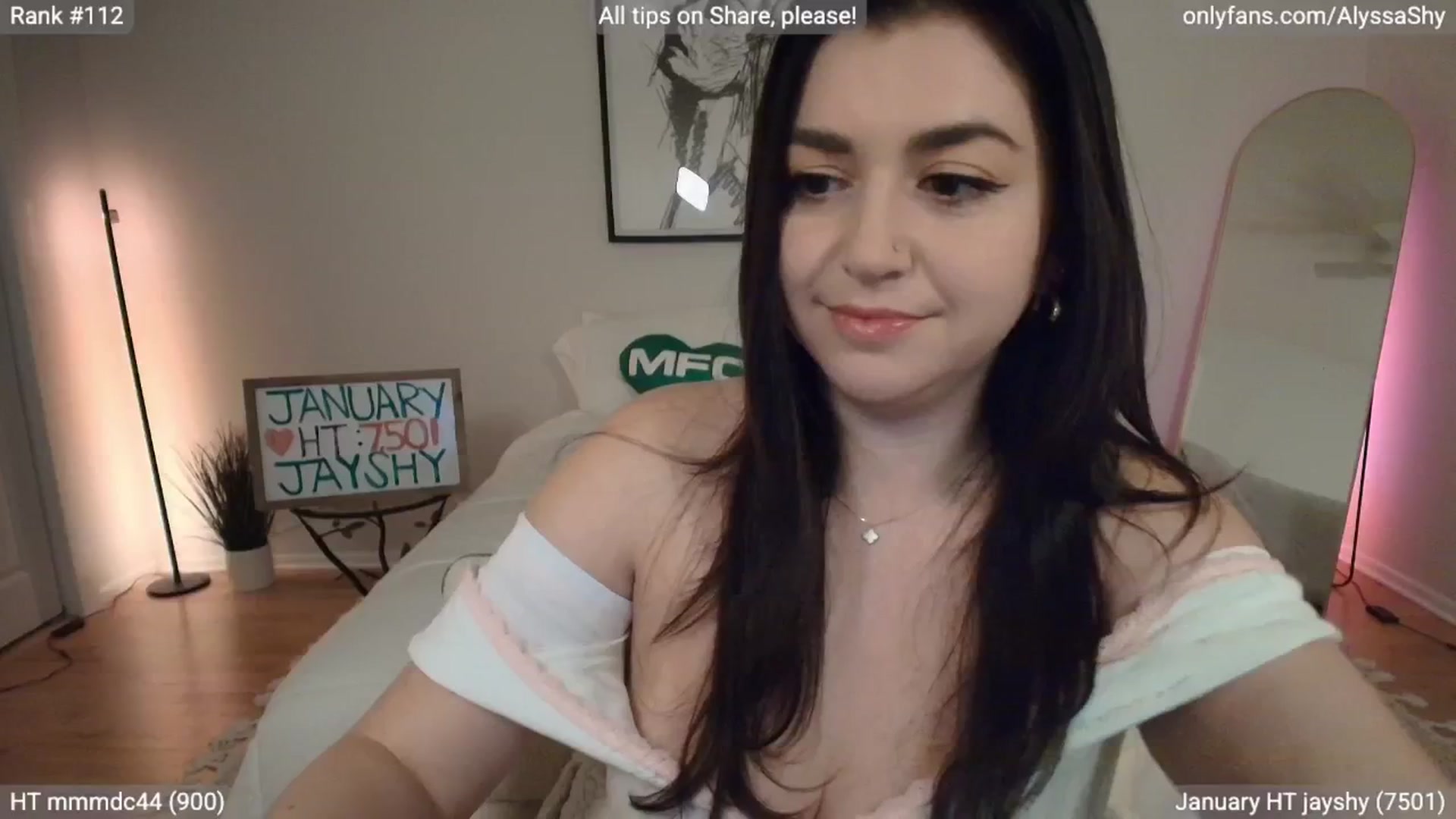 Gallery image thumbnail from AlyssaShy's myfreecams stream on, 01/17/2026, 24:56 image 14 of 20