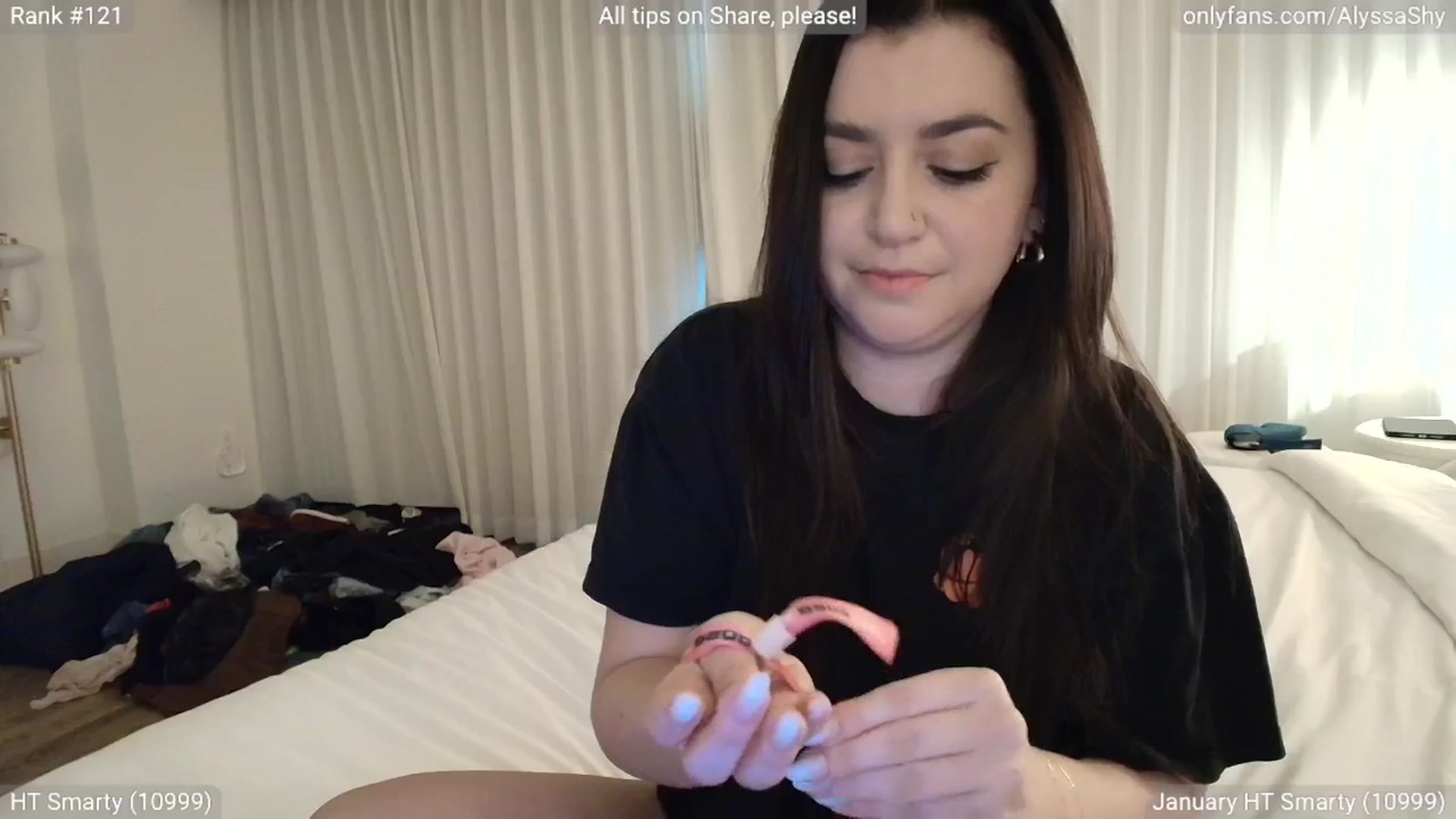 Gallery image thumbnail from AlyssaShy's myfreecams stream on, 01/25/2026, 01:17 image 4 of 20
