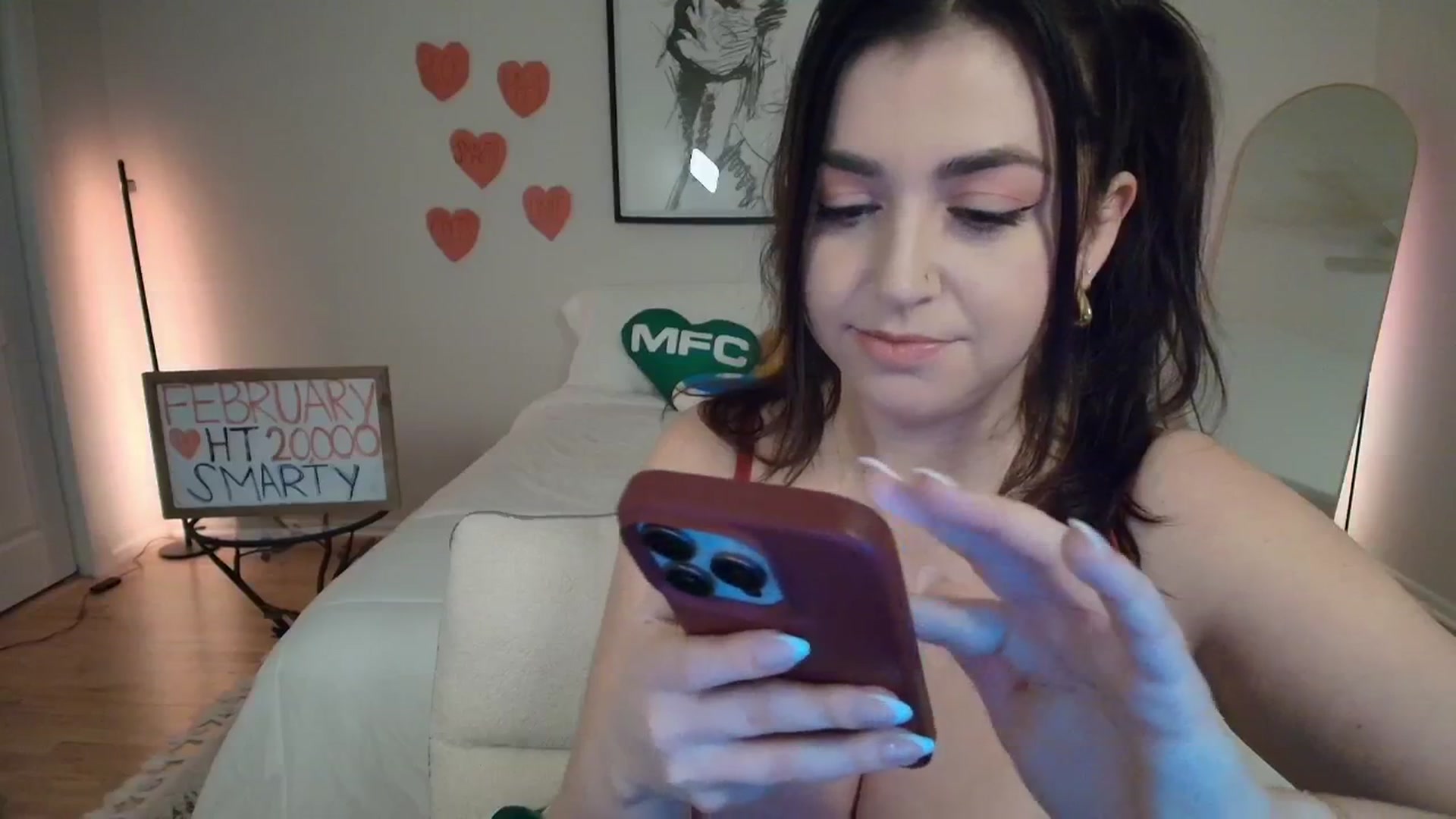 Gallery image thumbnail from AlyssaShy's myfreecams stream on, 02/04/2026, 24:04 image 15 of 20