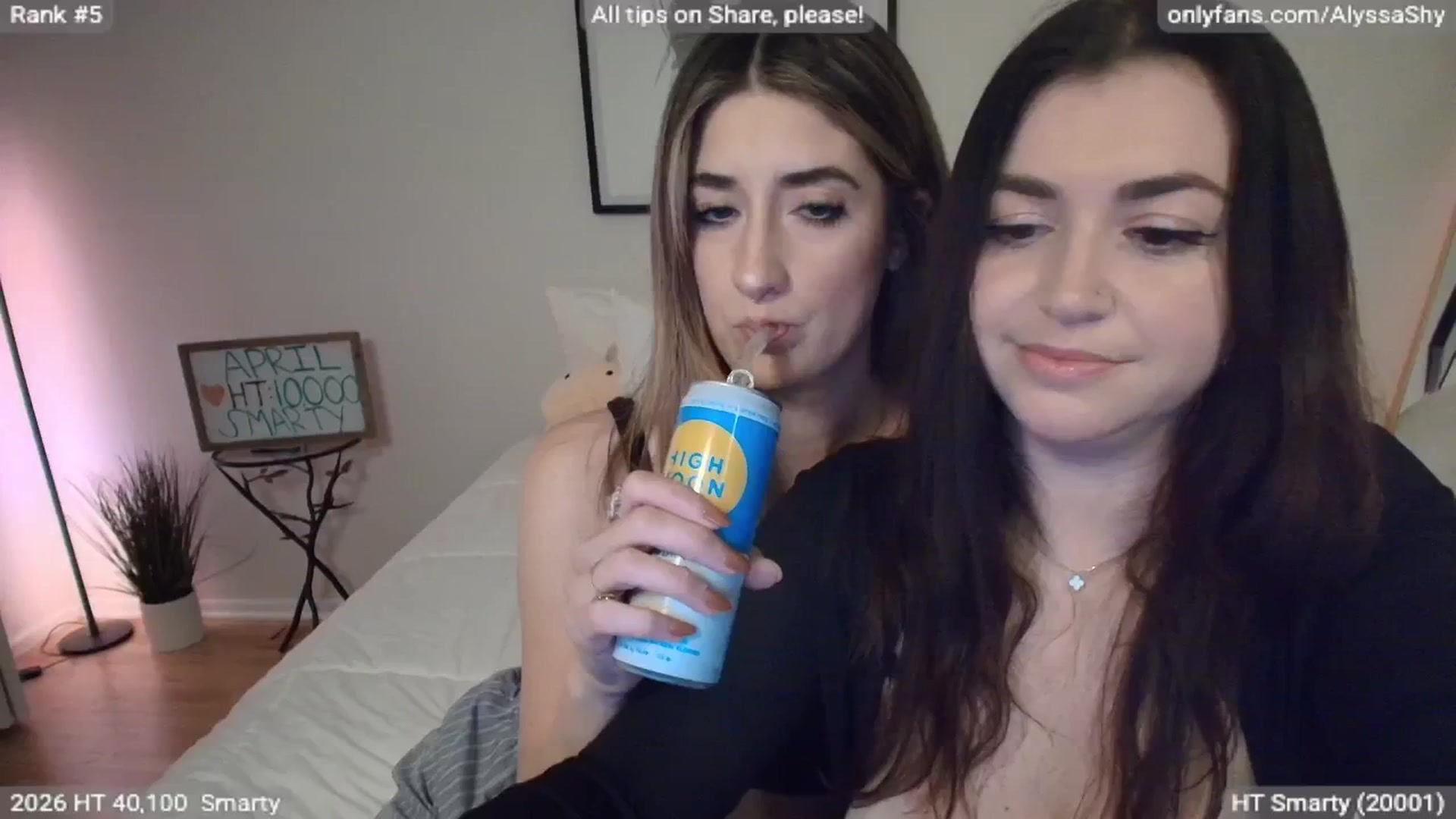 Gallery image thumbnail from AlyssaShy's myfreecams stream on, 04/04/2026, 24:42 image 12 of 20