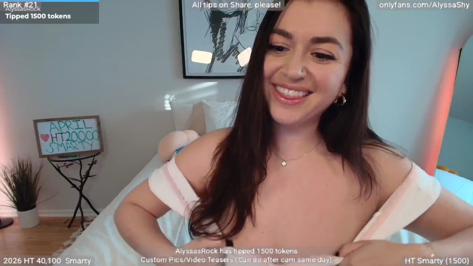 Gallery image thumbnail from AlyssaShy's myfreecams stream on, 04/09/2026, 23:00 image 7 of 20