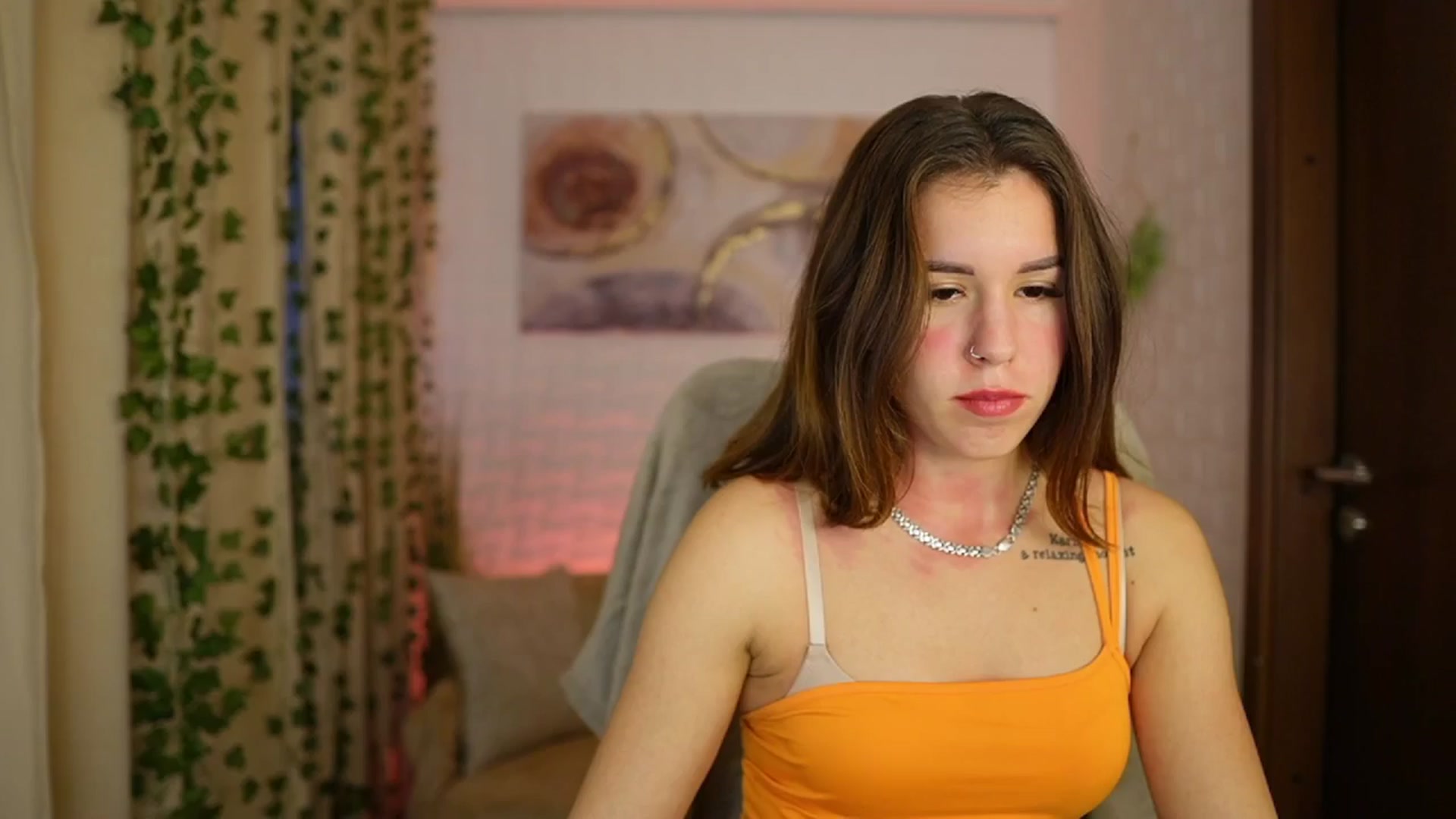 Gallery image thumbnail from Alyssa_Hall's myfreecams stream on, 10/31/2024, 16:21 image 7 of 20