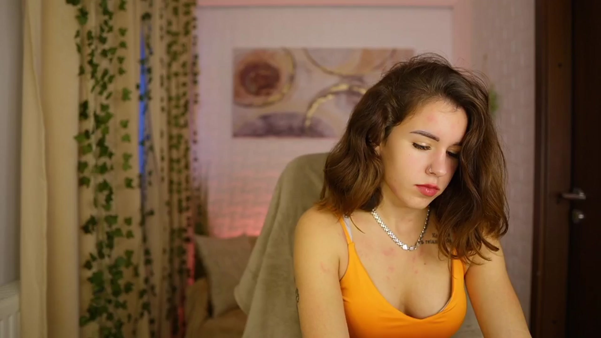 Gallery image thumbnail from Alyssa_Hall's myfreecams stream on, 11/01/2024, 14:15 image 10 of 20