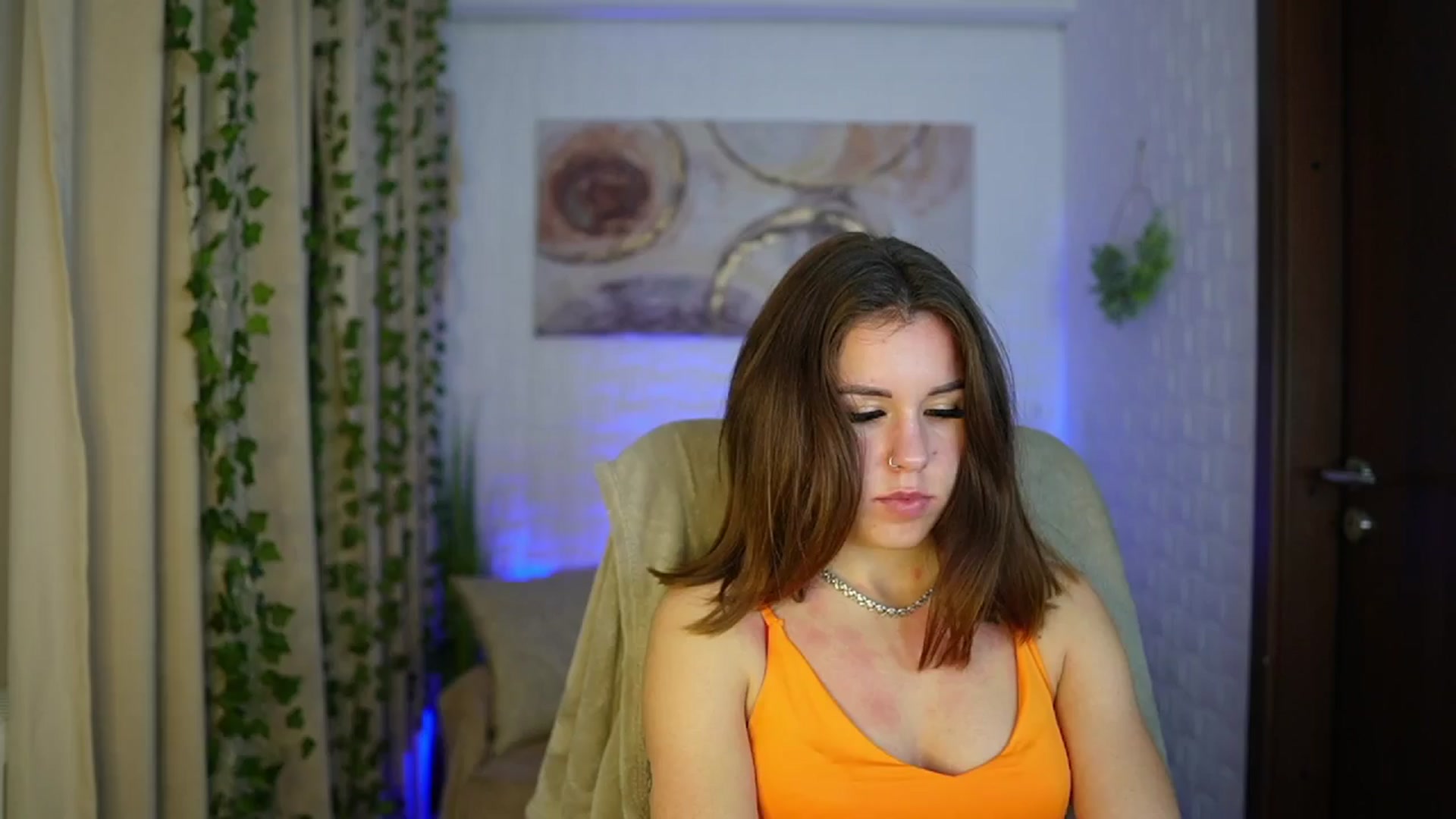 Gallery image thumbnail from Alyssa_Hall's myfreecams stream on, 11/08/2024, 17:01 image 17 of 20