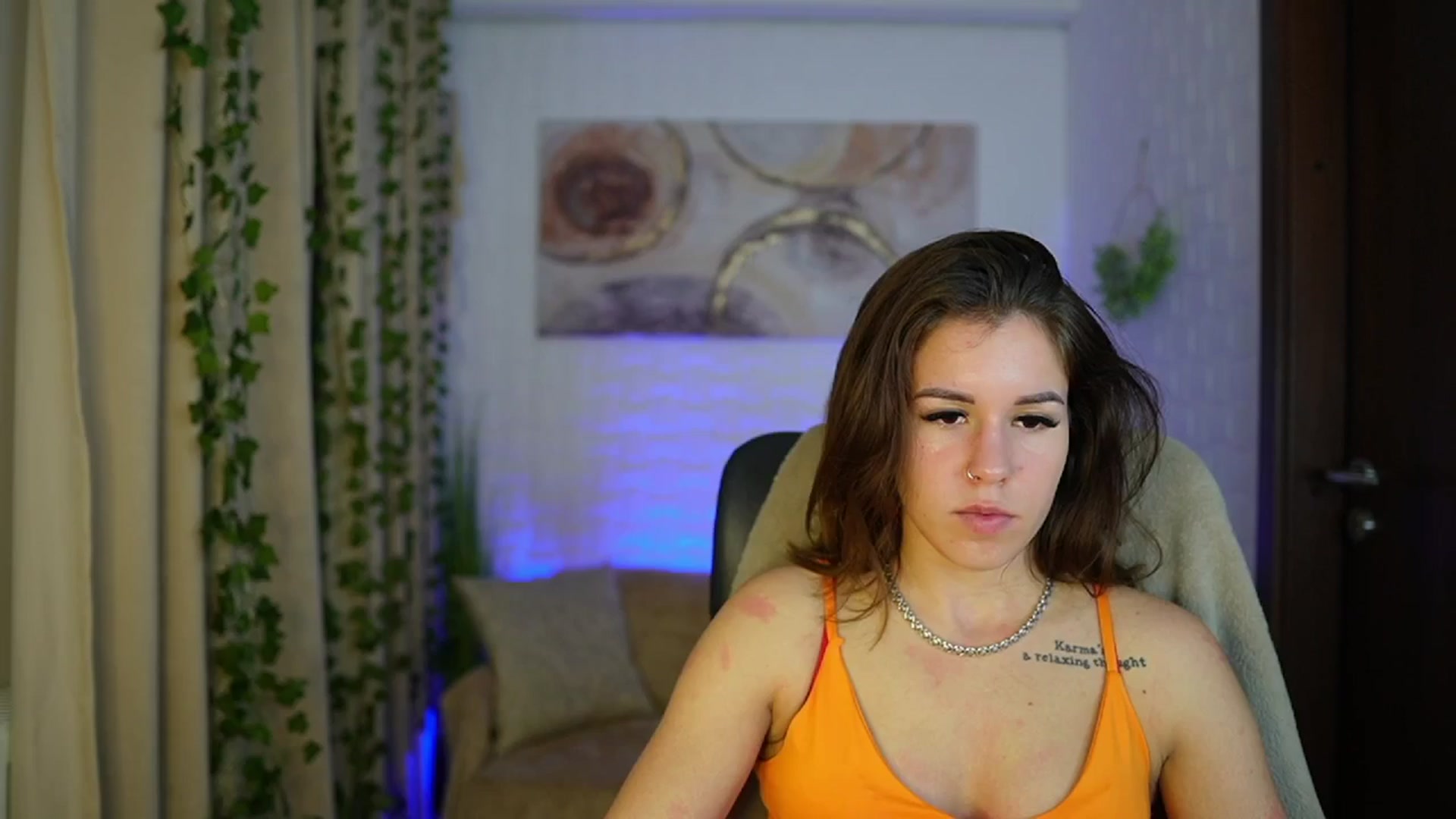 Gallery image thumbnail from Alyssa_Hall's myfreecams stream on, 11/08/2024, 19:16 image 13 of 20