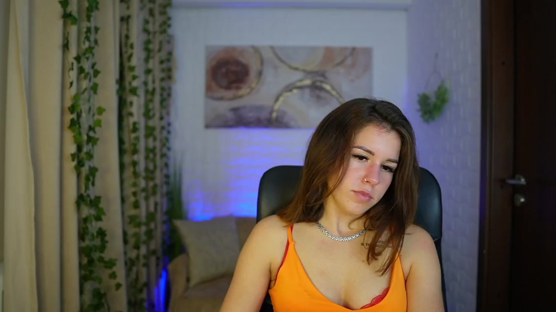 Gallery image thumbnail from Alyssa_Hall's myfreecams stream on, 11/08/2024, 20:07 image 18 of 20